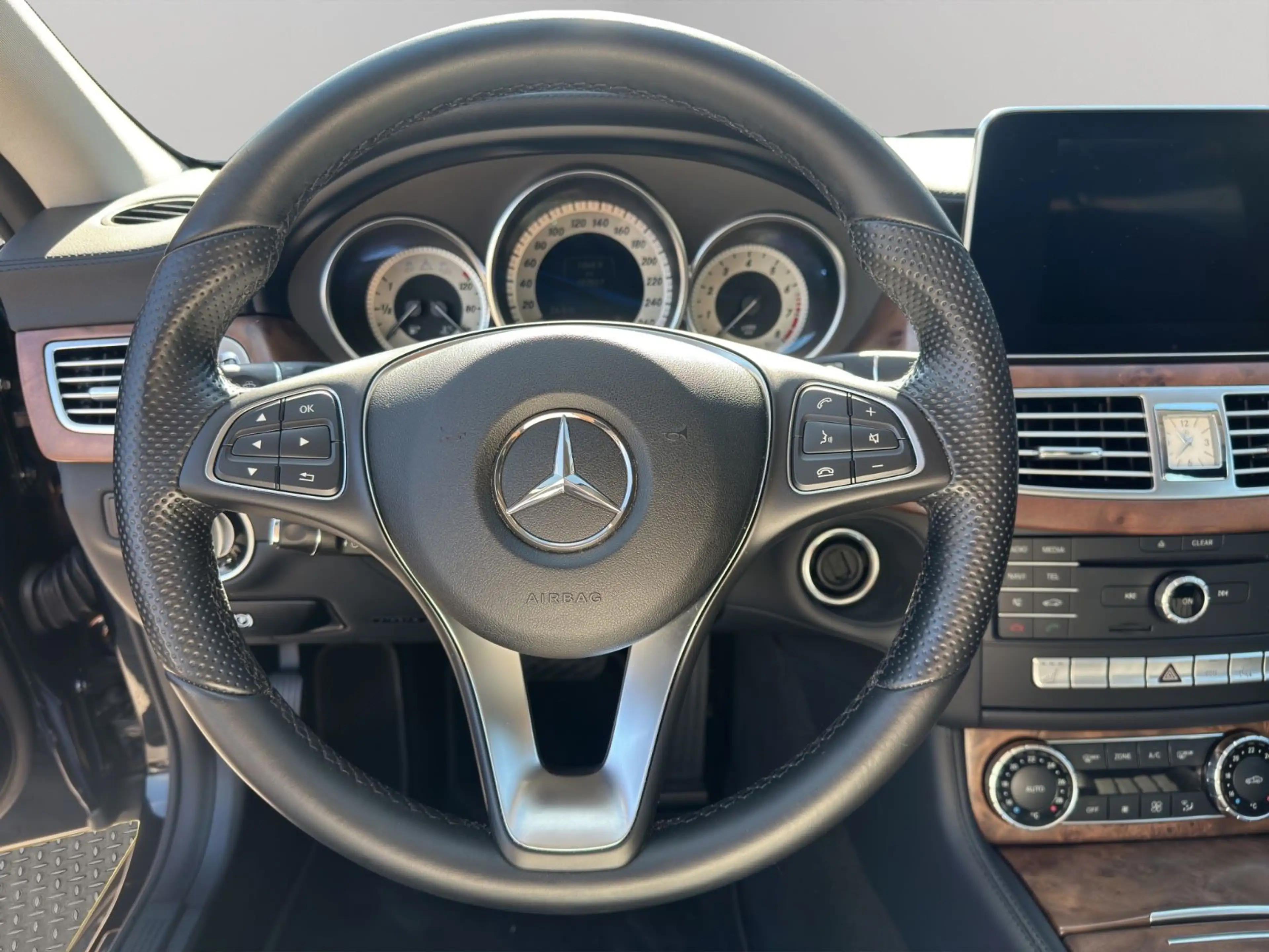 Mercedes-Benz CLS 400 *LED*PARK ASSIST*SCHECKHEFT*GARANTIE* — photo 10