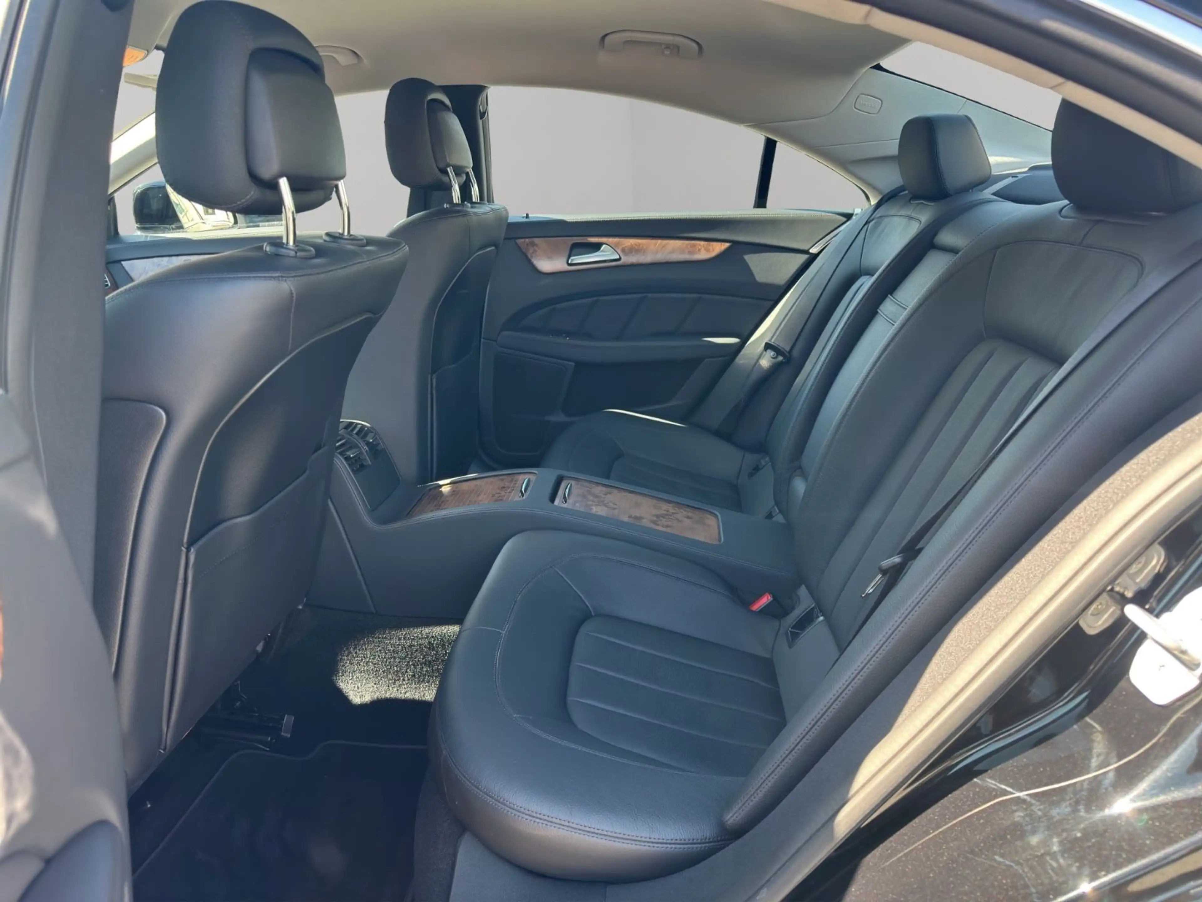 Mercedes-Benz CLS 400 *LED*PARK ASSIST*SCHECKHEFT*GARANTIE* — photo 13