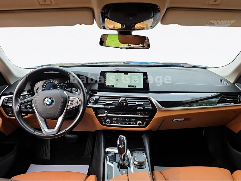 BMW 540 i Touring xDrive Sport Line — photo 14