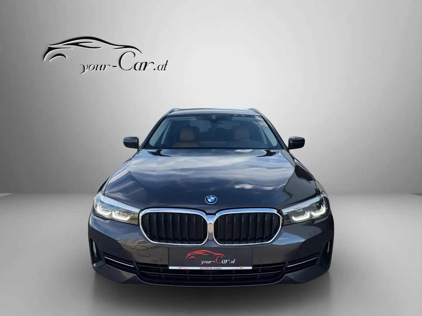 BMW 530 e PHEV Touring Aut. *LED, LEDER, AMBI, TWA, SHA, NBA, SHZ* Grau - 2