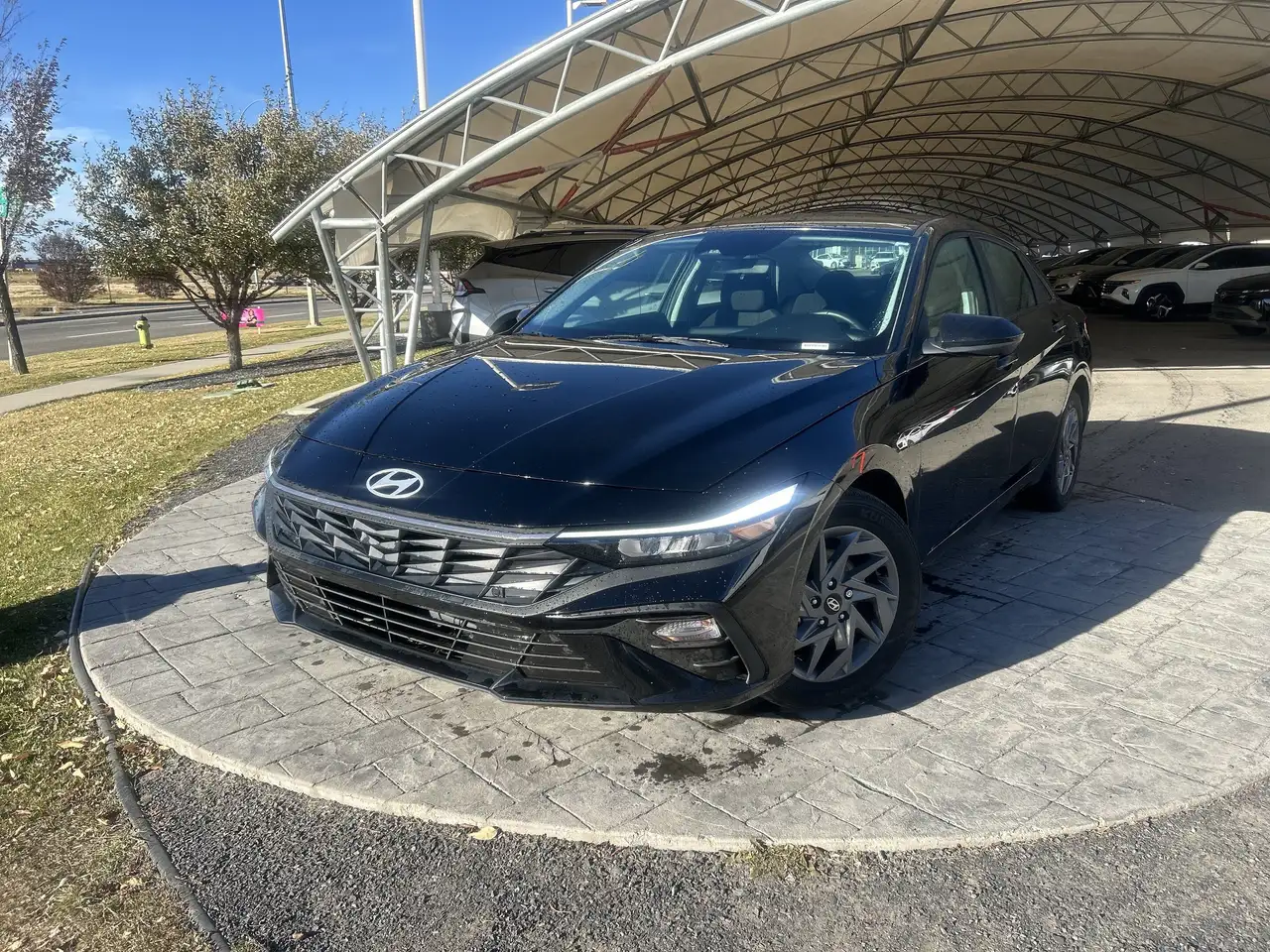 Hyundai ELANTRA снимка Hyundai ELANTRA