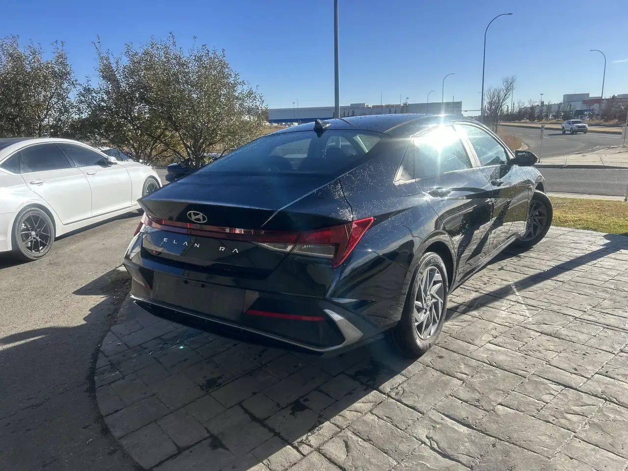 Hyundai ELANTRA снимка Hyundai ELANTRA