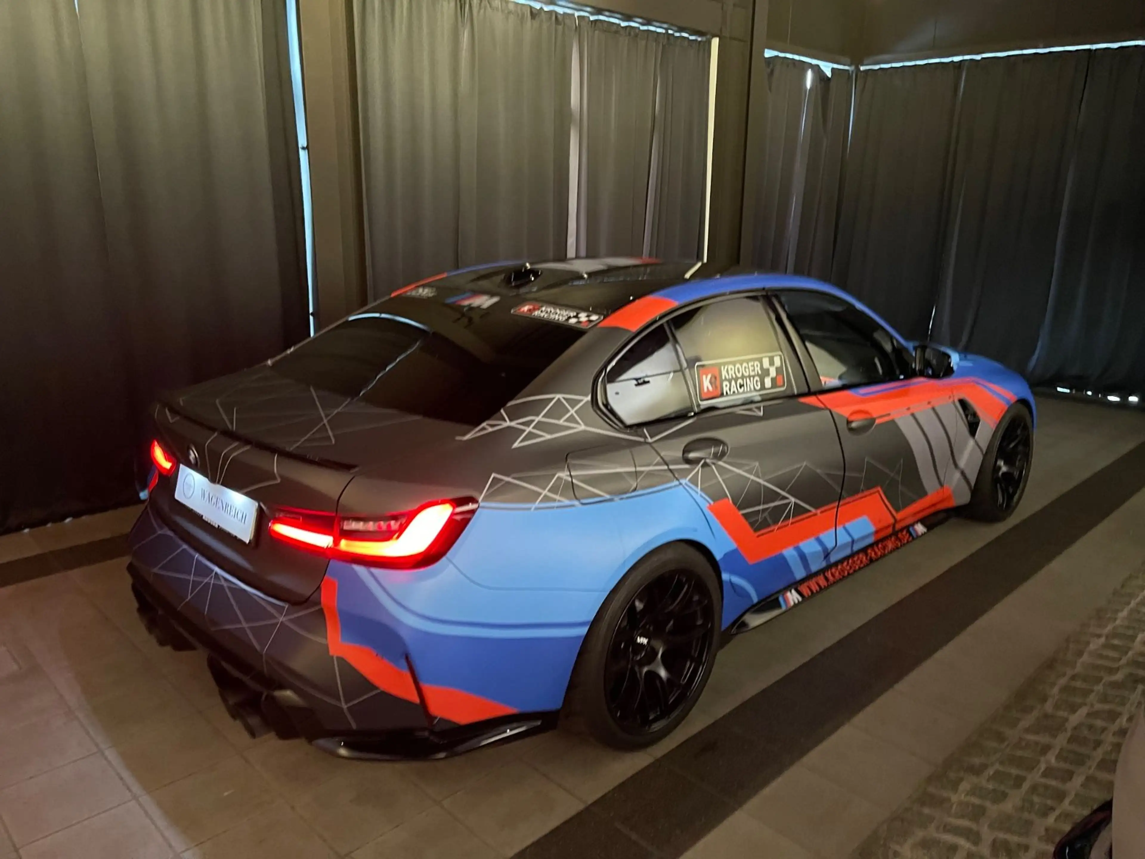 BMW M3 Limousine xDrive Competition — photo 13