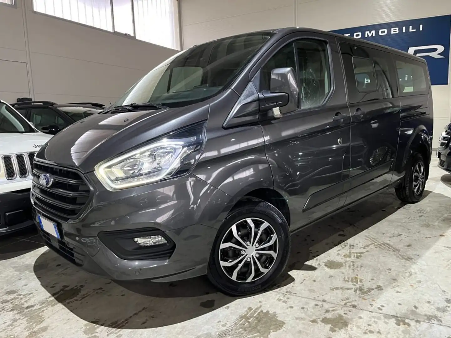 Ford Transit Custom 340 2.0D 130CV PL LUNGO Combi Trend 9 POSTI Grigio - 1