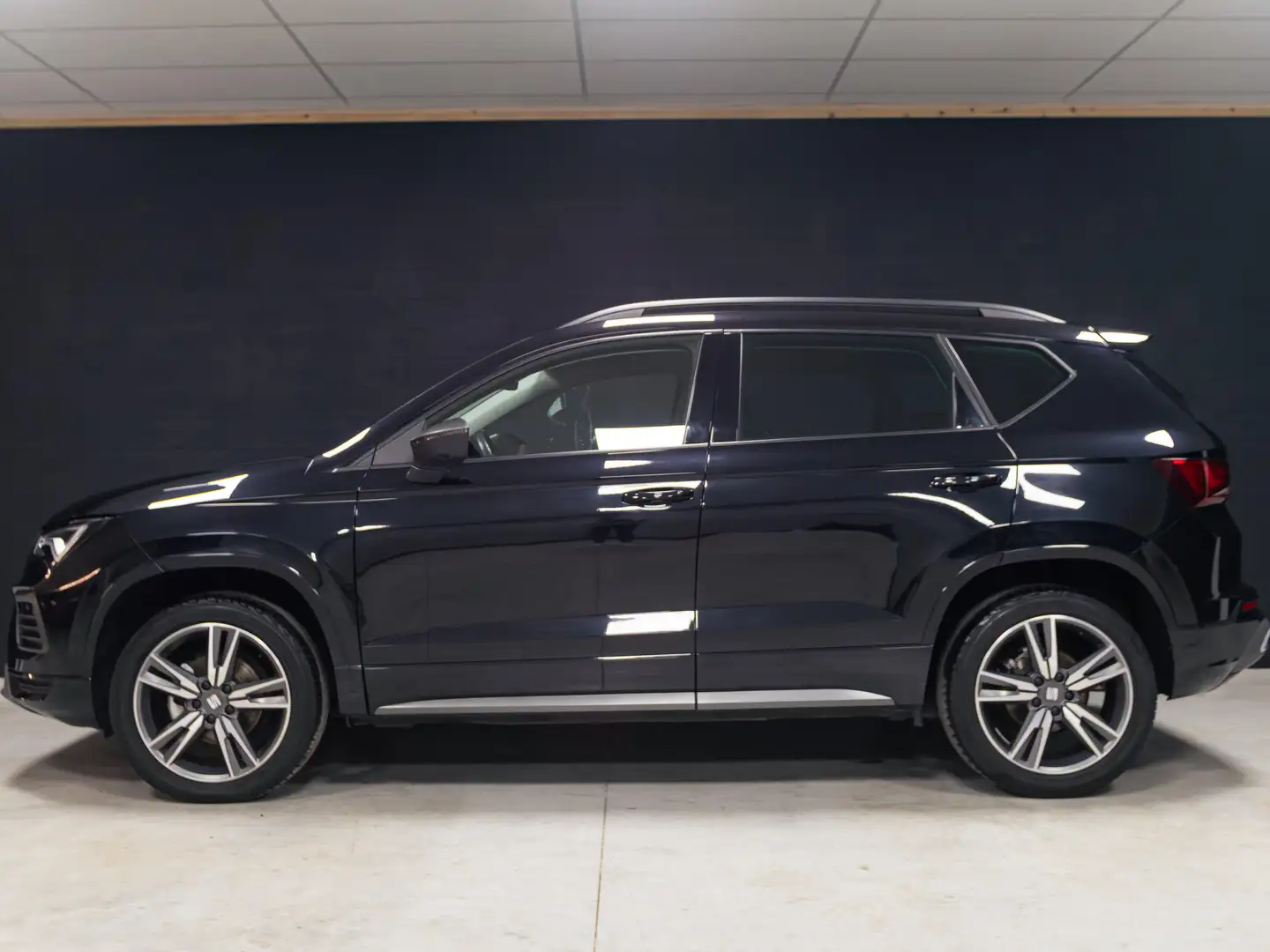 SEAT Ateca Ateca 1.5 TSI ACT FR / Carplay / Full LED / DSG Zwart - 2