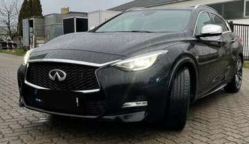 Q30 2.0t DCT AWD Sport City Black
