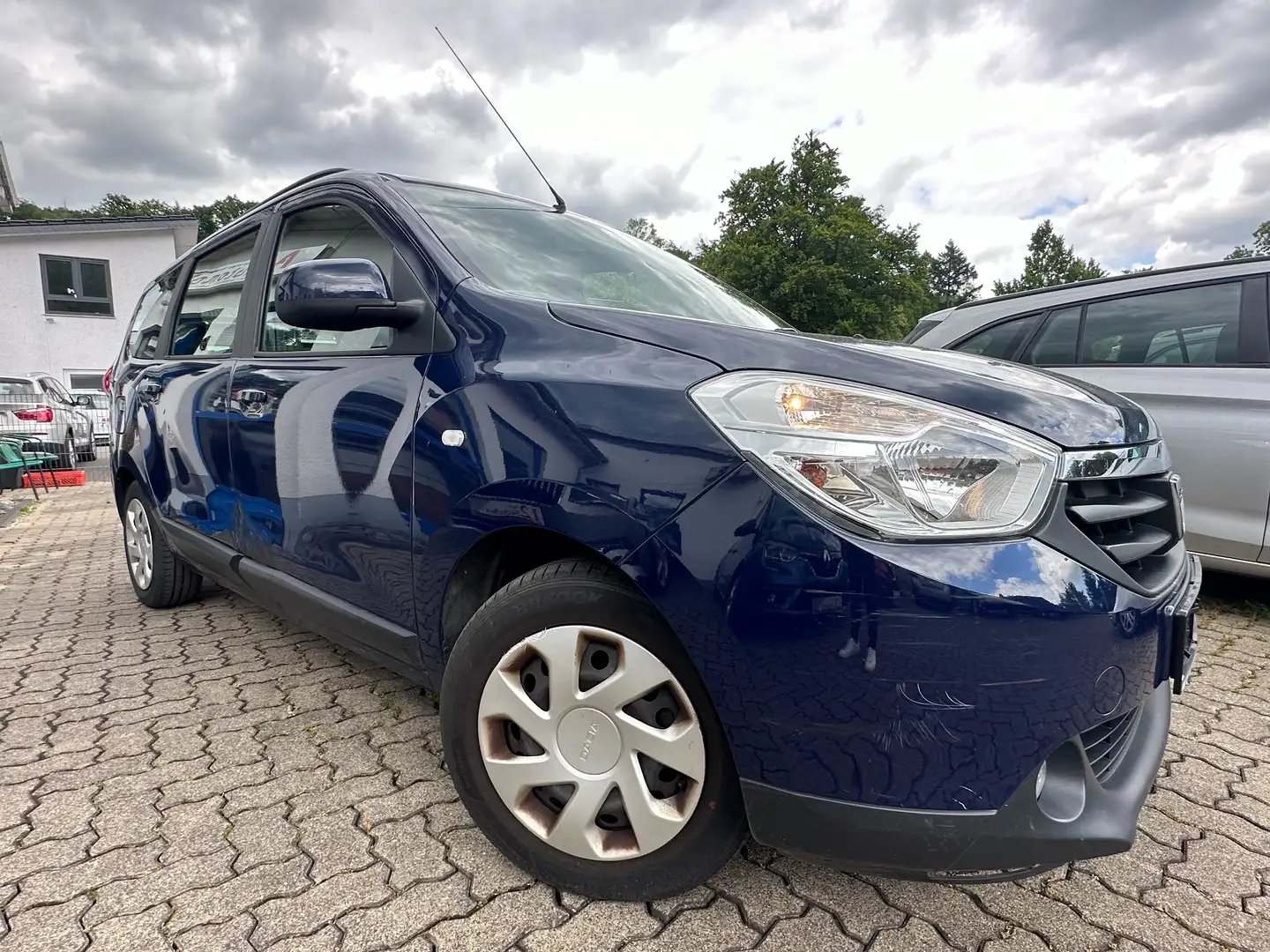 Dacia Lodgy 1.2 TCe 16V Laureate+2.HAND+KLIMA+EURO 5 KAT. - 2