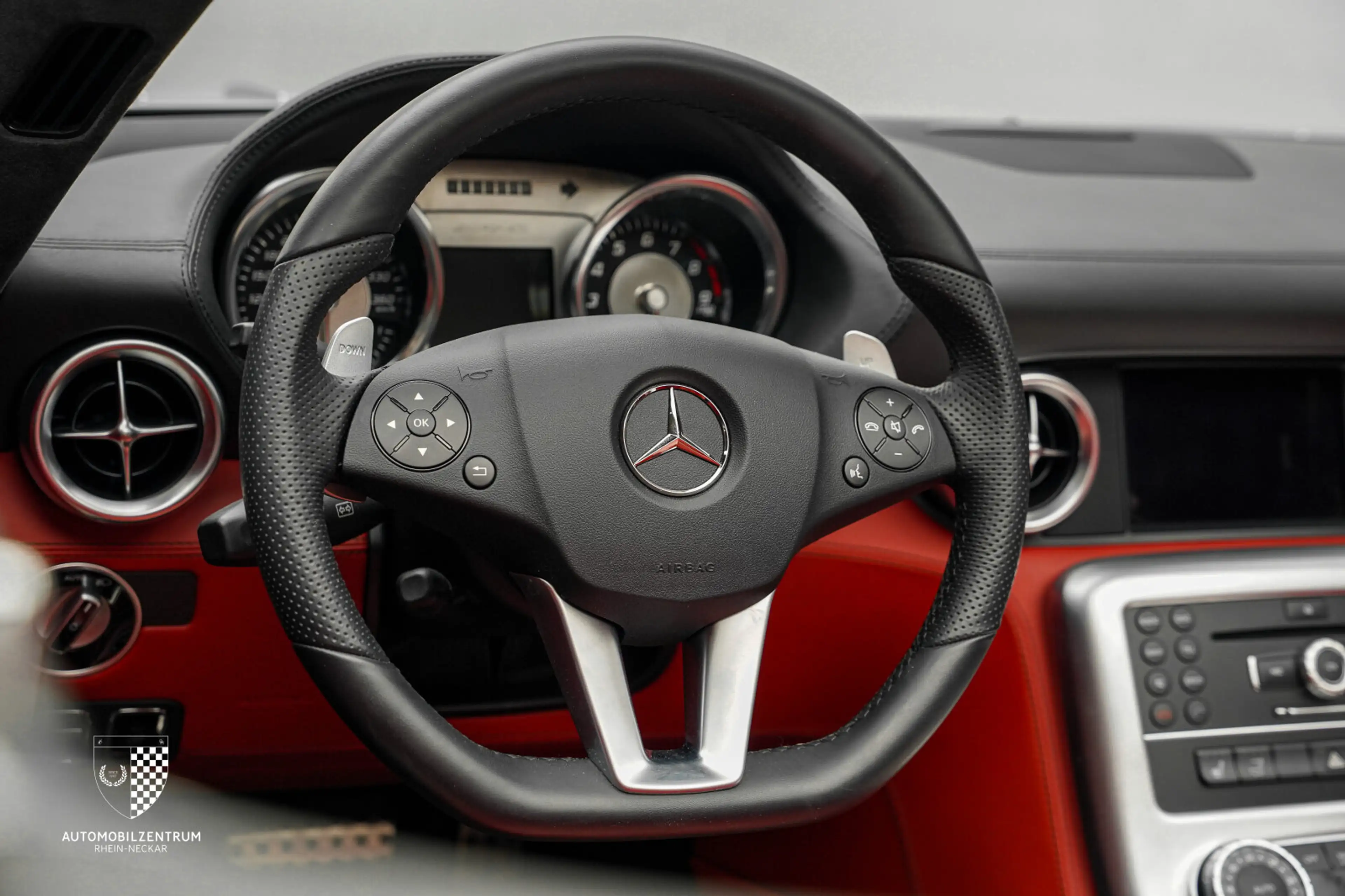 Mercedes-Benz SLS SLS AMG Roadster Memory-Paket/Totwinkel/Kamera — photo 15