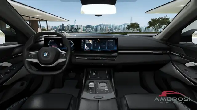 BMW 5 Series view 9