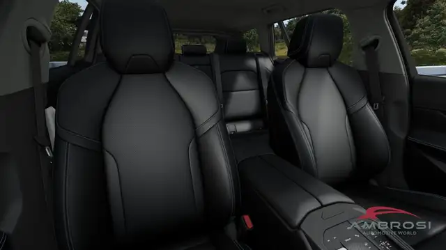 BMW 5 Series view 10