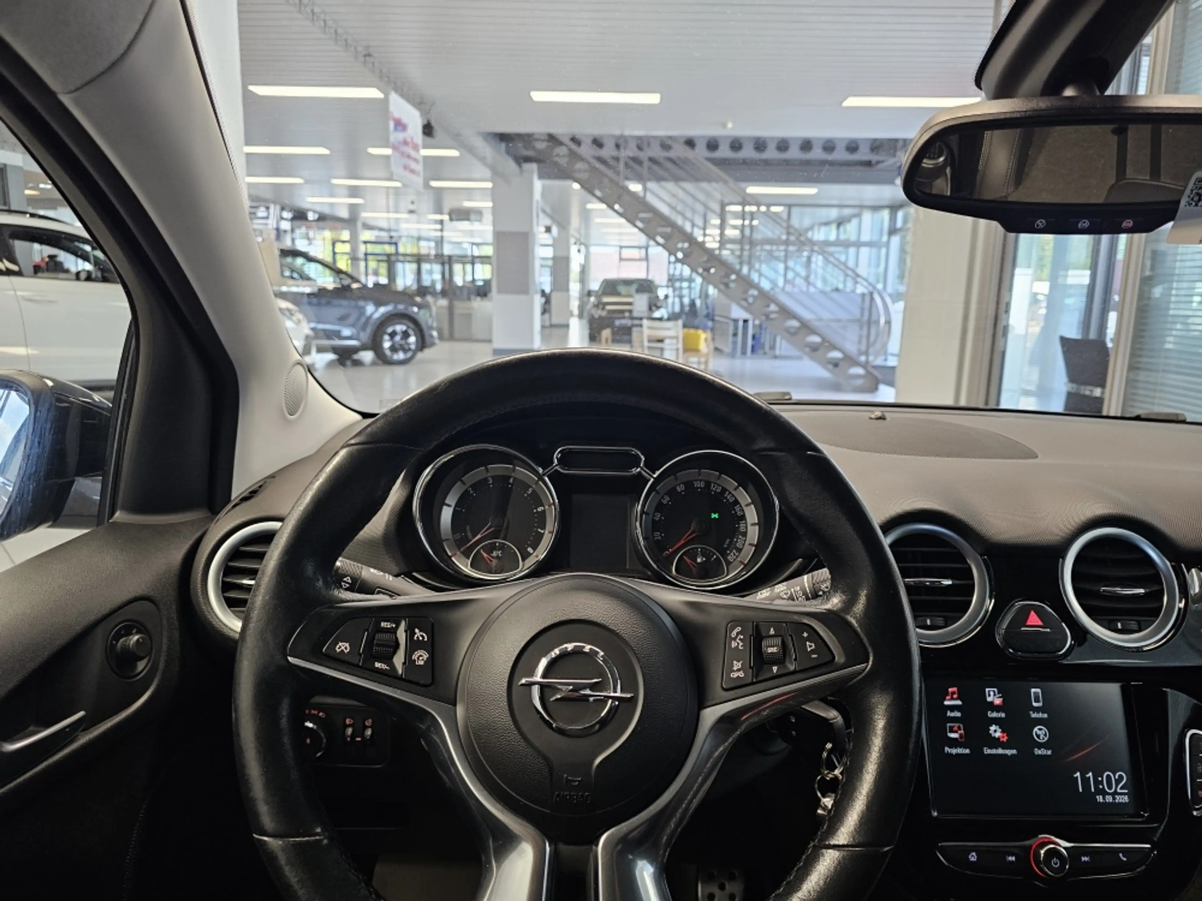 Opel Adam Alufelgen,Klimaanlage,PDC 2x — photo 17