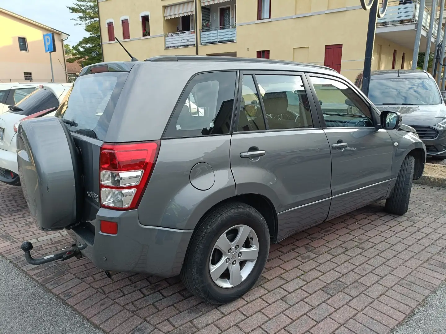 Suzuki Grand Vitara 5p 1.9 ddis esp - 2