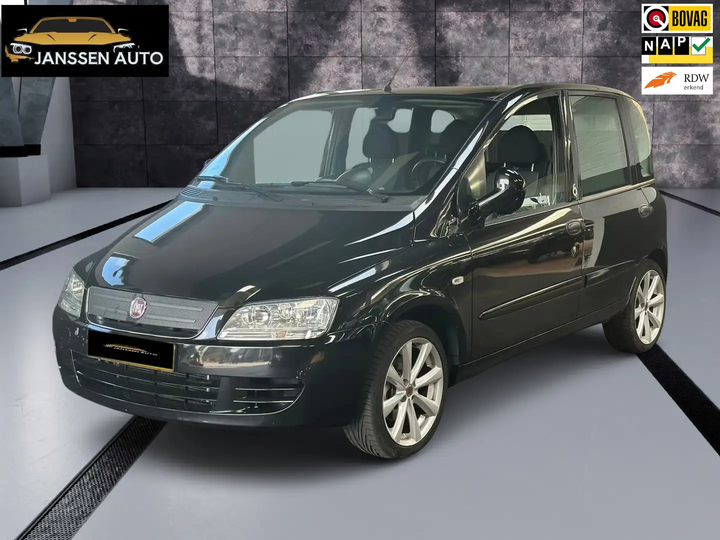 Fiat Multipla 1.9 JTD Dynamic|Airco|Carplay|Cruise|Standkachel|u Чорний - 1