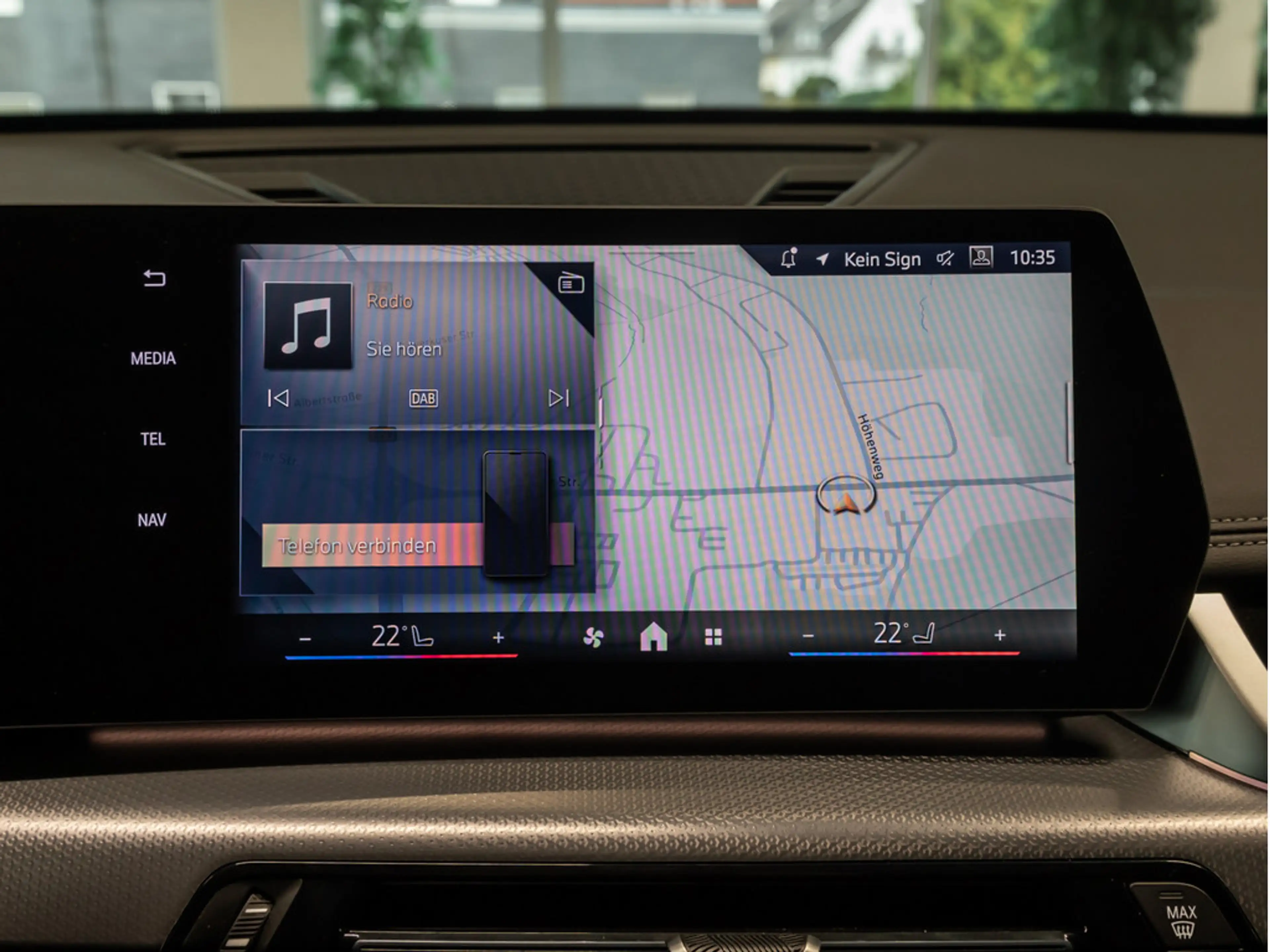 BMW X1 sDrive 18i M-Sport Pro PANO NAVI KAMERA — photo 15