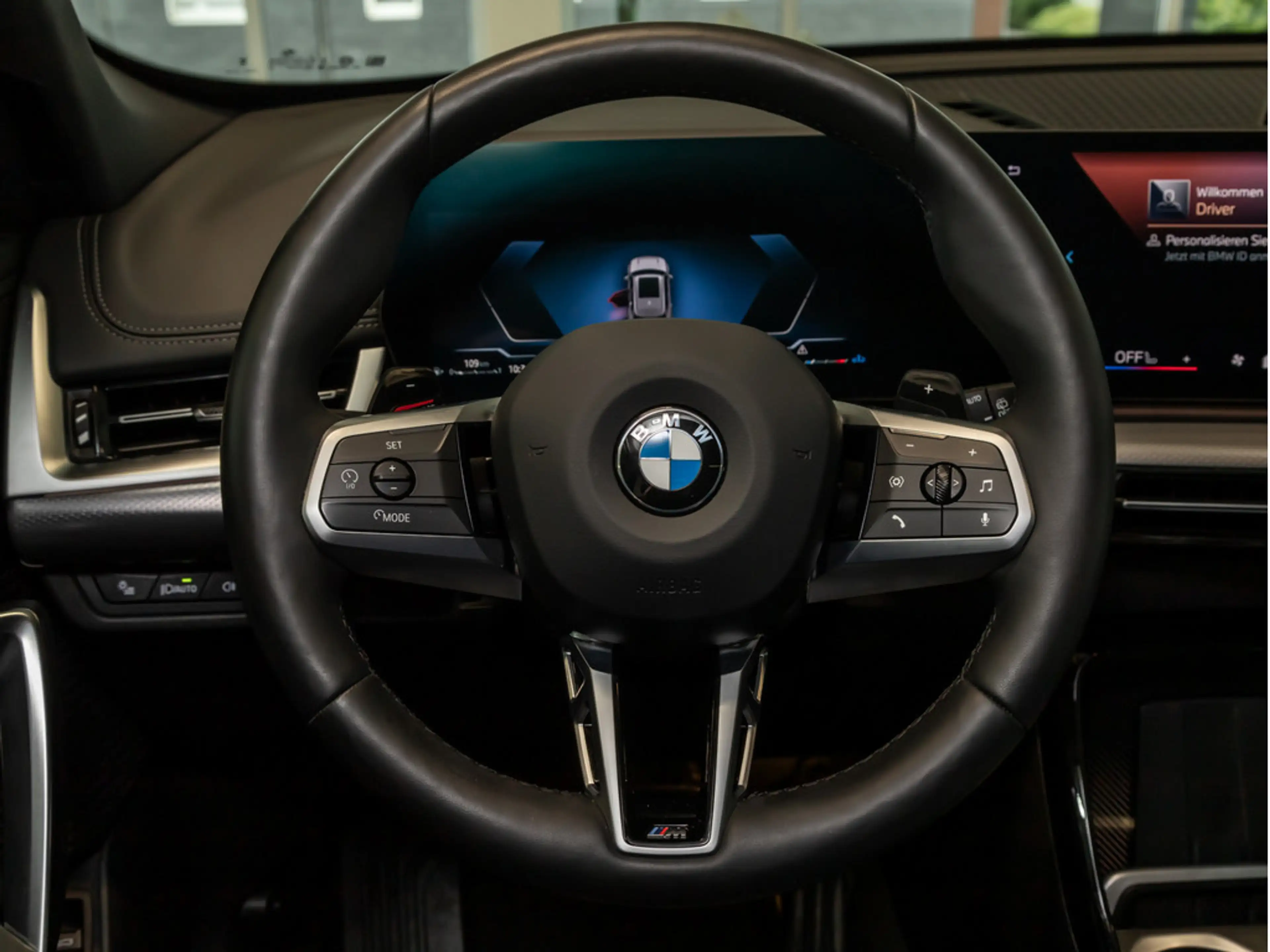 BMW X1 sDrive 18i M-Sport Pro PANO NAVI KAMERA — photo 13