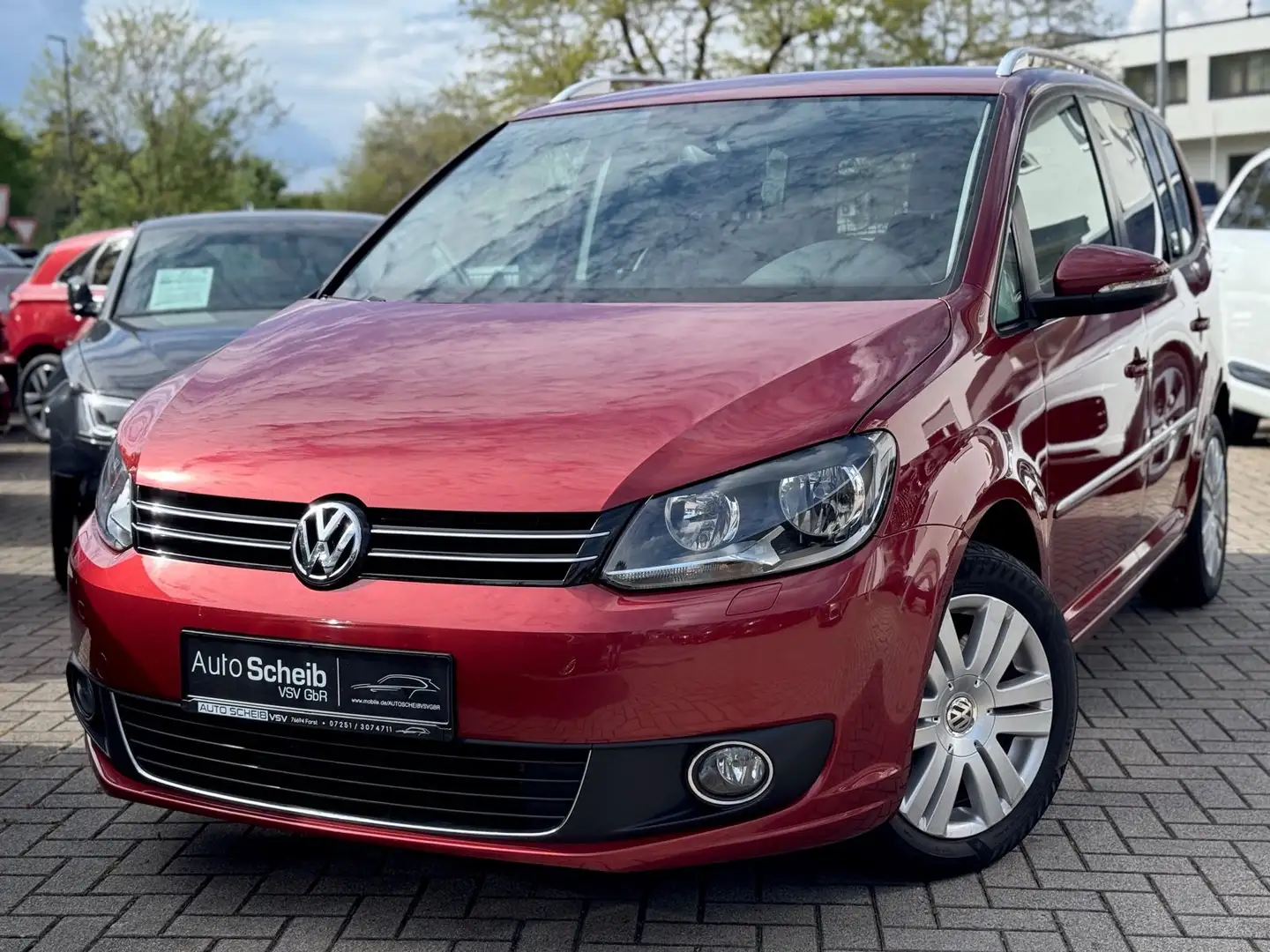 Volkswagen Touran Highline 2.0 TDI DSG*Alcantara*AHK*SHZ* Rot - 1
