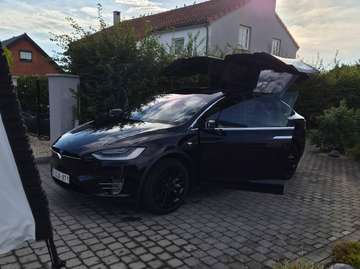 Model X 100 kWh Dual Motor