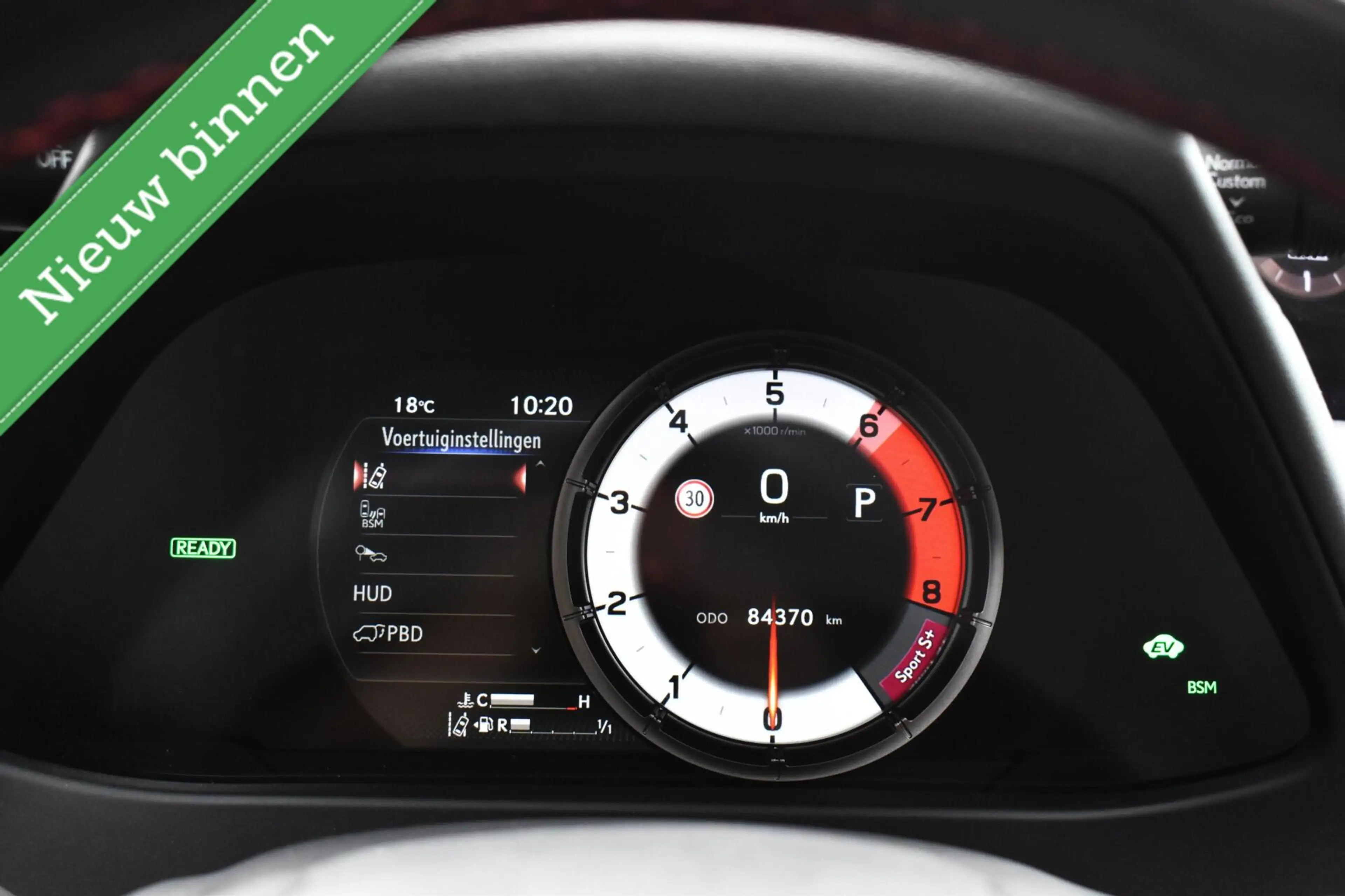Lexus UX 250h F Sport PANORAMADAK/HEAD UP/LEDER/ETC.! — photo 30