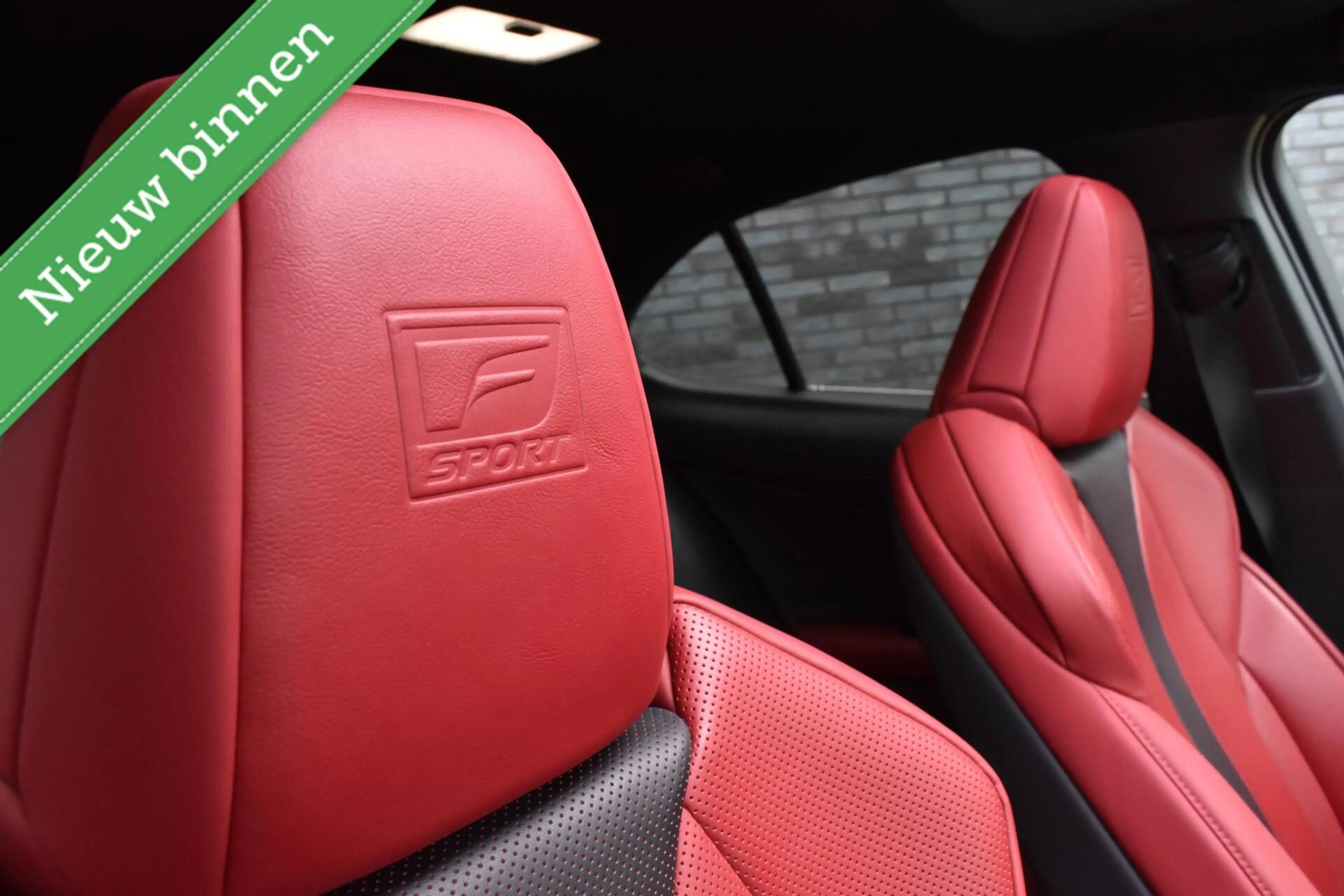 Lexus UX 250h F Sport PANORAMADAK/HEAD UP/LEDER/ETC.! — photo 6