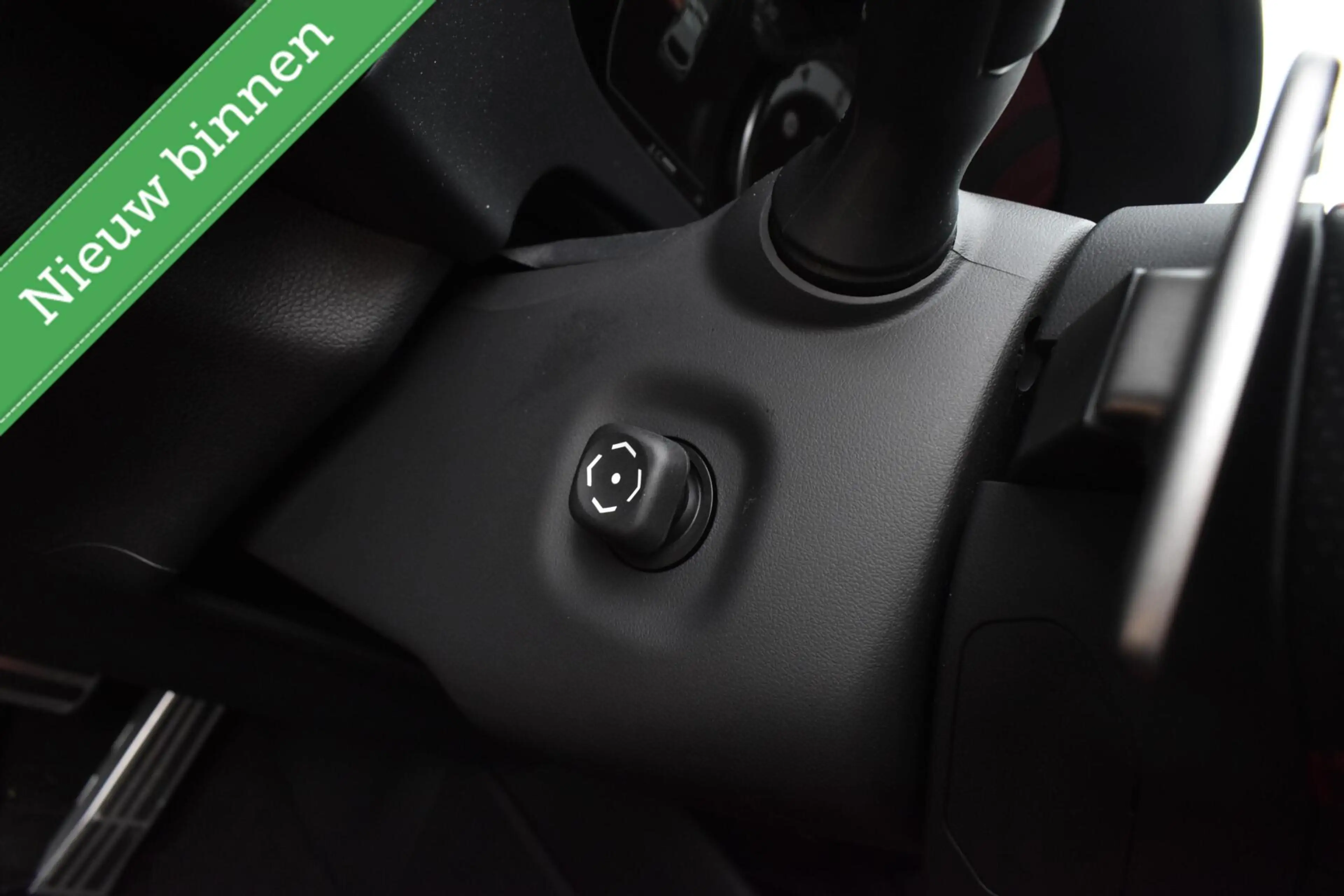 Lexus UX 250h F Sport PANORAMADAK/HEAD UP/LEDER/ETC.! — photo 22