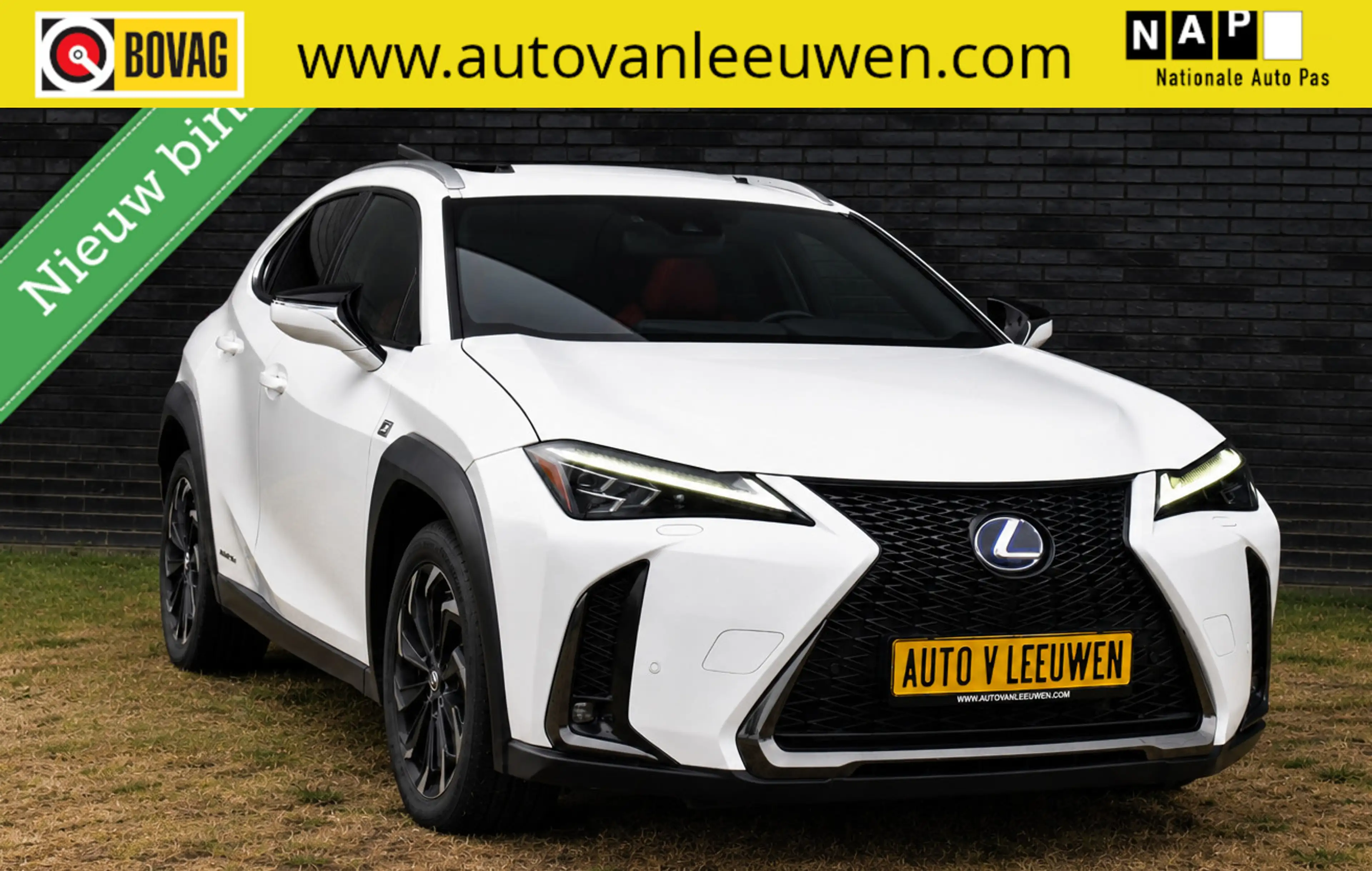 Lexus UX 250h F Sport PANORAMADAK/HEAD UP/LEDER/ETC.!