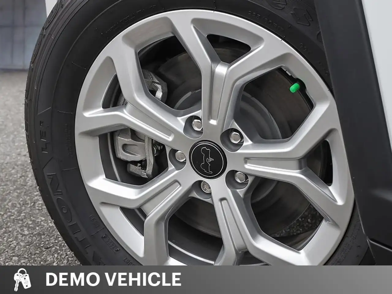 Jeep Compass photo Jeep Compass