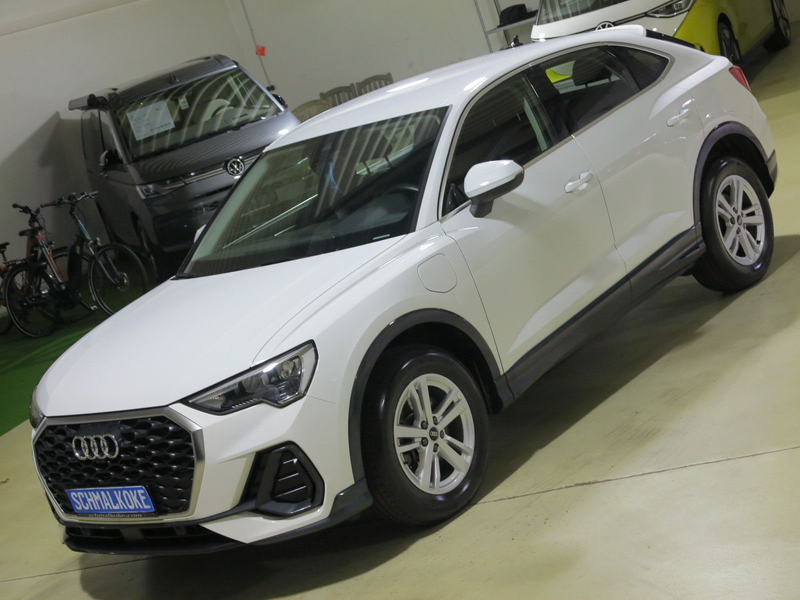 Audi Q3 45 TFSIe 1.4 Sportback S tronic AHK Navi — photo 2