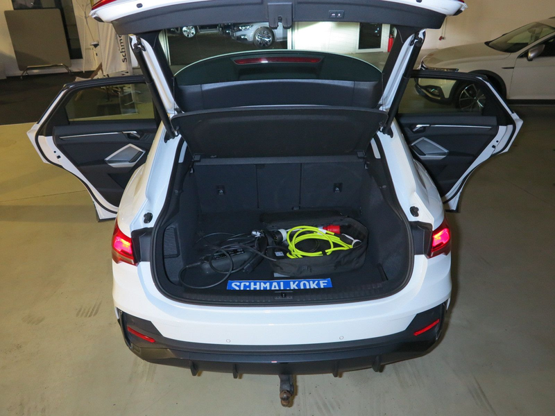 Audi Q3 45 TFSIe 1.4 Sportback S tronic AHK Navi — photo 7