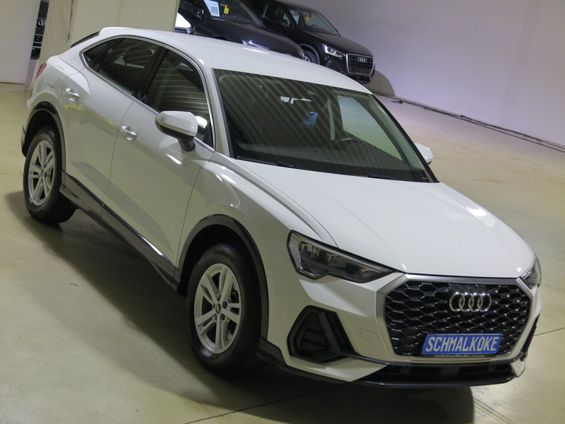 Audi Q3 45 TFSIe 1.4 Sportback S tronic AHK Navi — photo 9