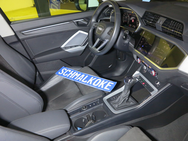 Audi Q3 45 TFSIe 1.4 Sportback S tronic AHK Navi — photo 4