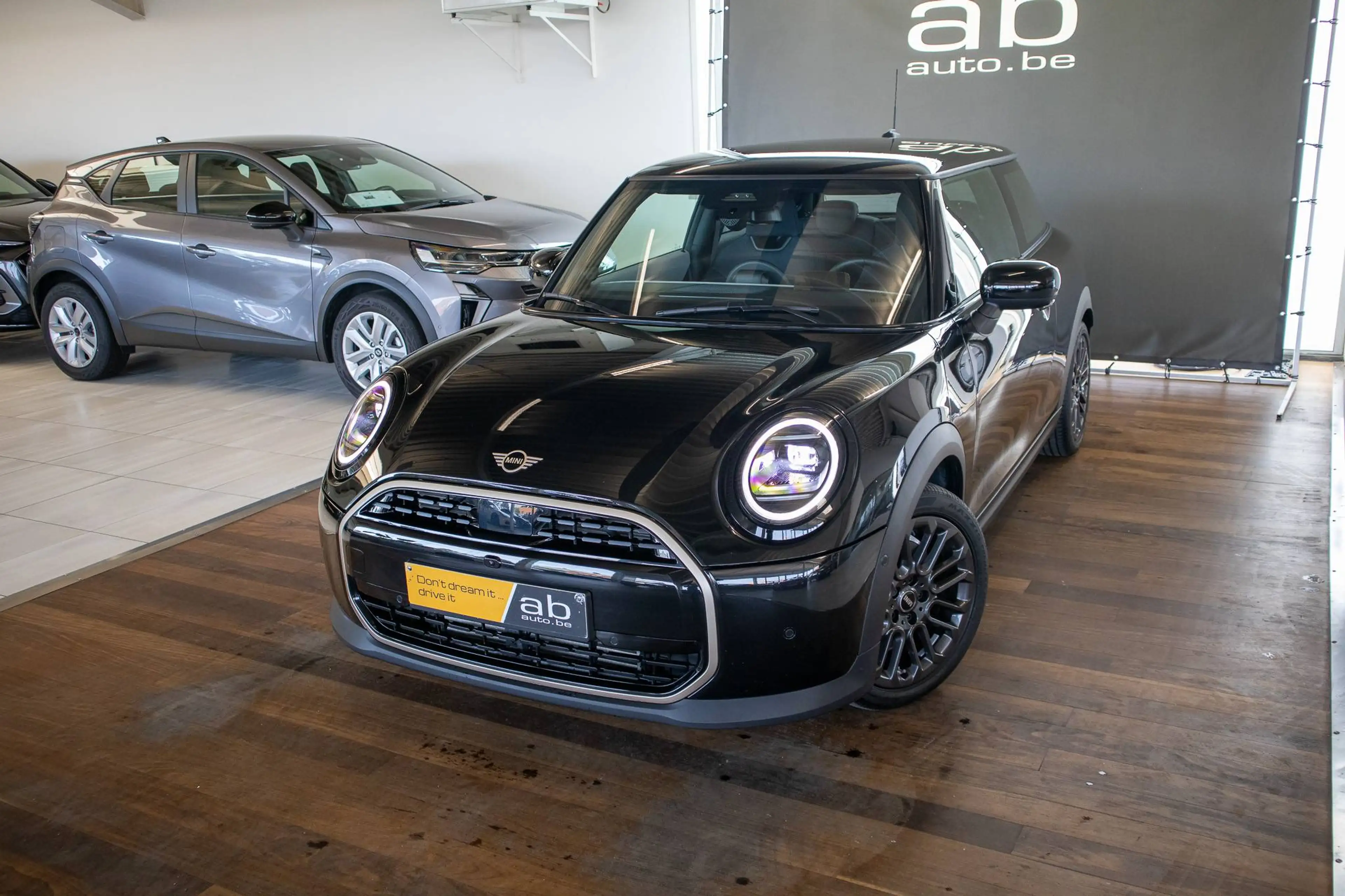 MINI Cooper C LED, CAMERA, SPORTZETELS, HARMAN KARDON, COMFORT ACCESS — photo 2