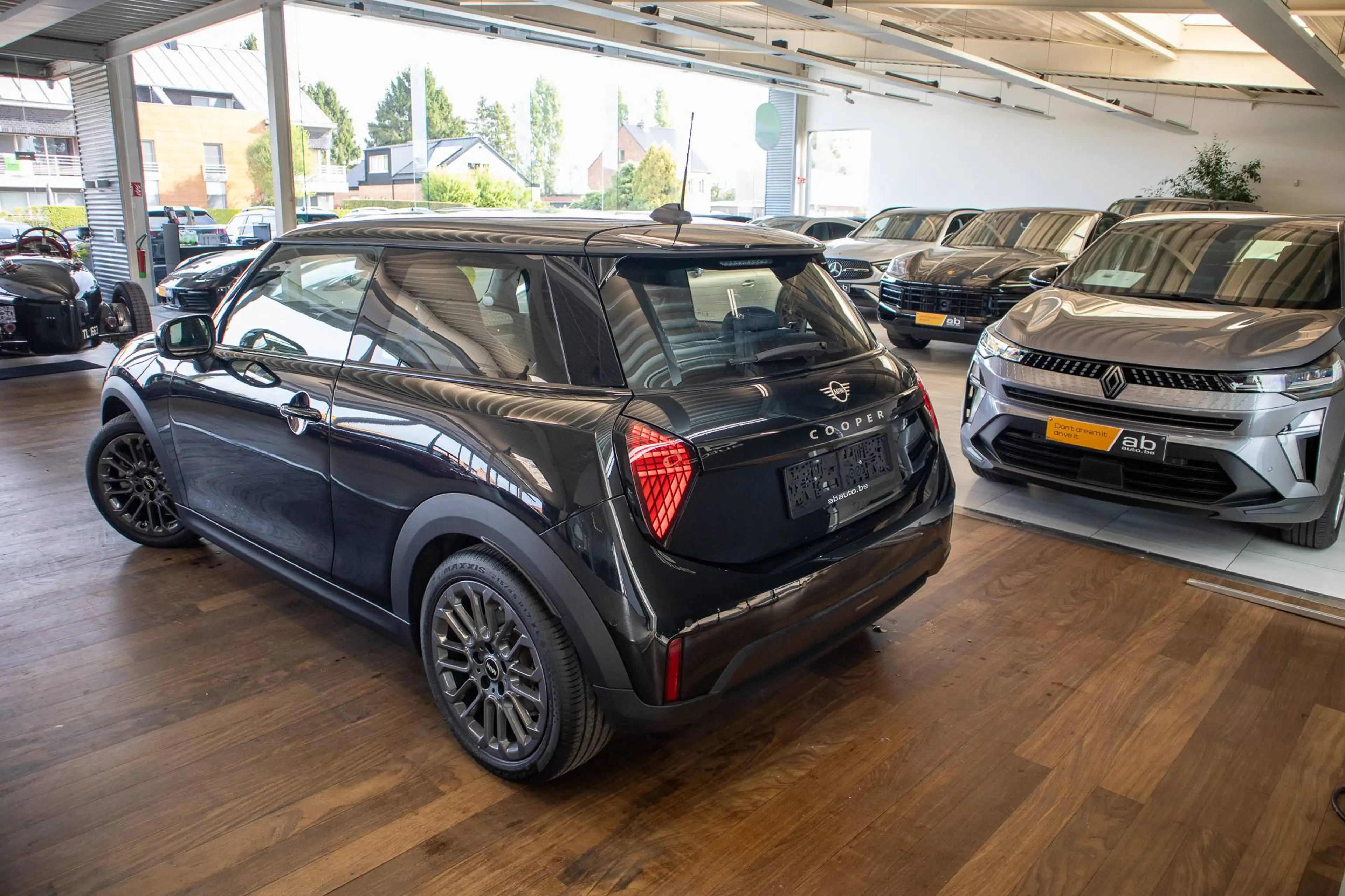 MINI Cooper C LED, CAMERA, SPORTZETELS, HARMAN KARDON, COMFORT ACCESS — photo 5