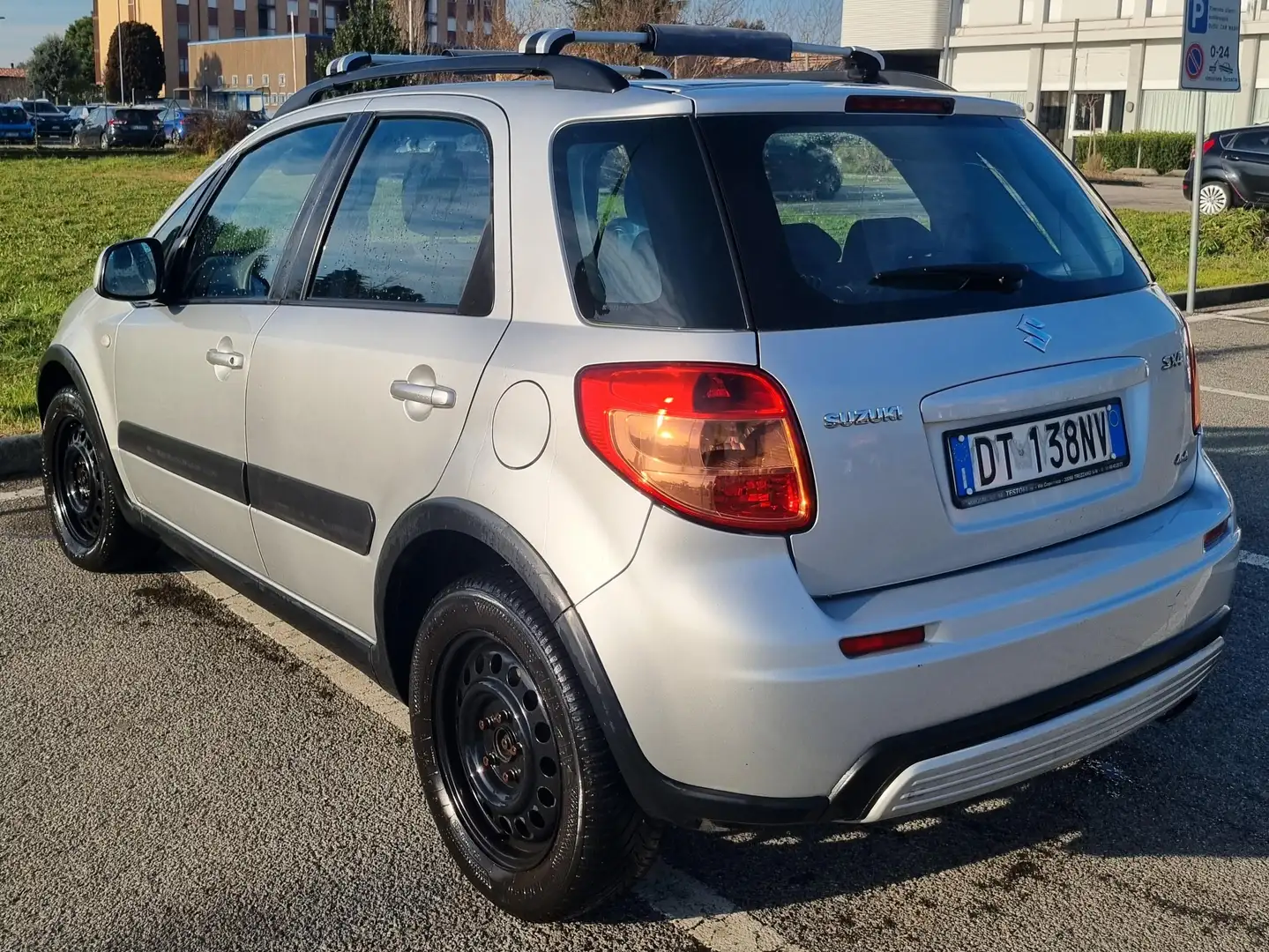 Suzuki SX4 SX4 1.9 ddis Outdoor Line 4wd Argento - 1