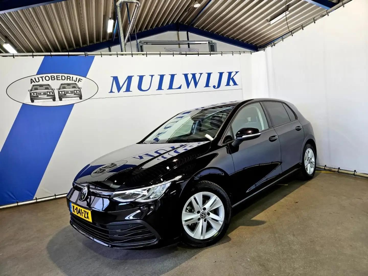 Volkswagen Golf 1.5 TSI Life / Trekhaak / Camera / NL Auto Noir - 2