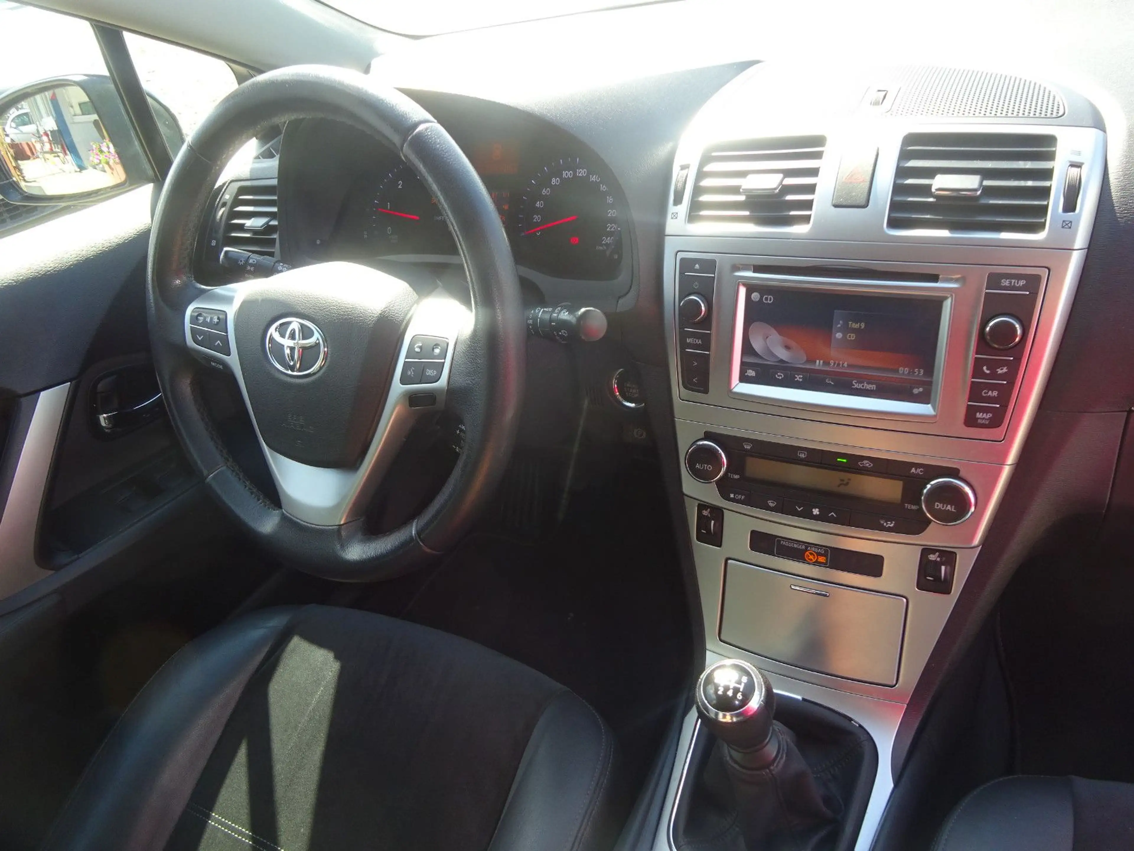 Toyota Avensis Kombi 2.0-l-D-4D Edition — photo 12