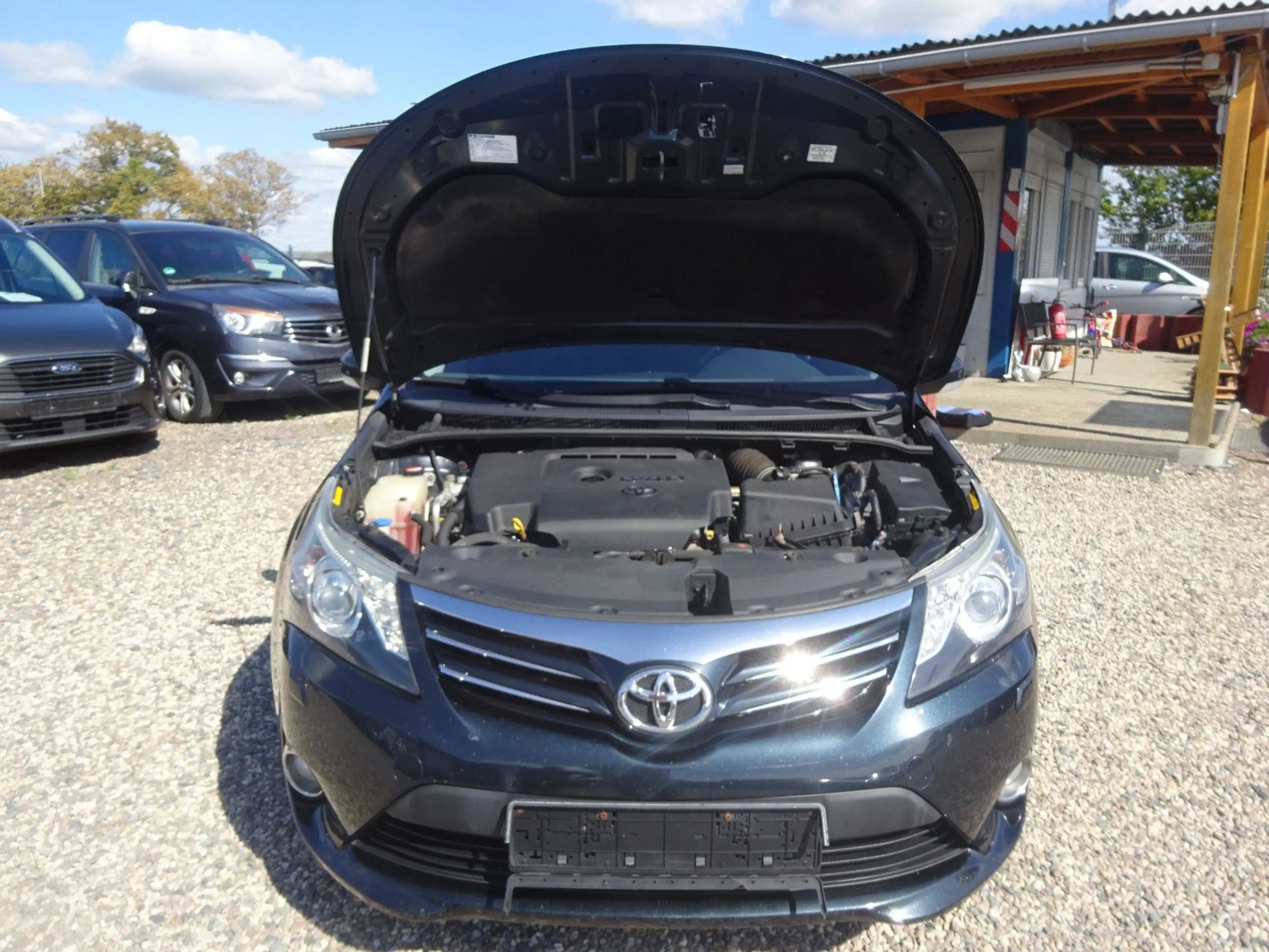 Toyota Avensis Kombi 2.0-l-D-4D Edition — photo 13