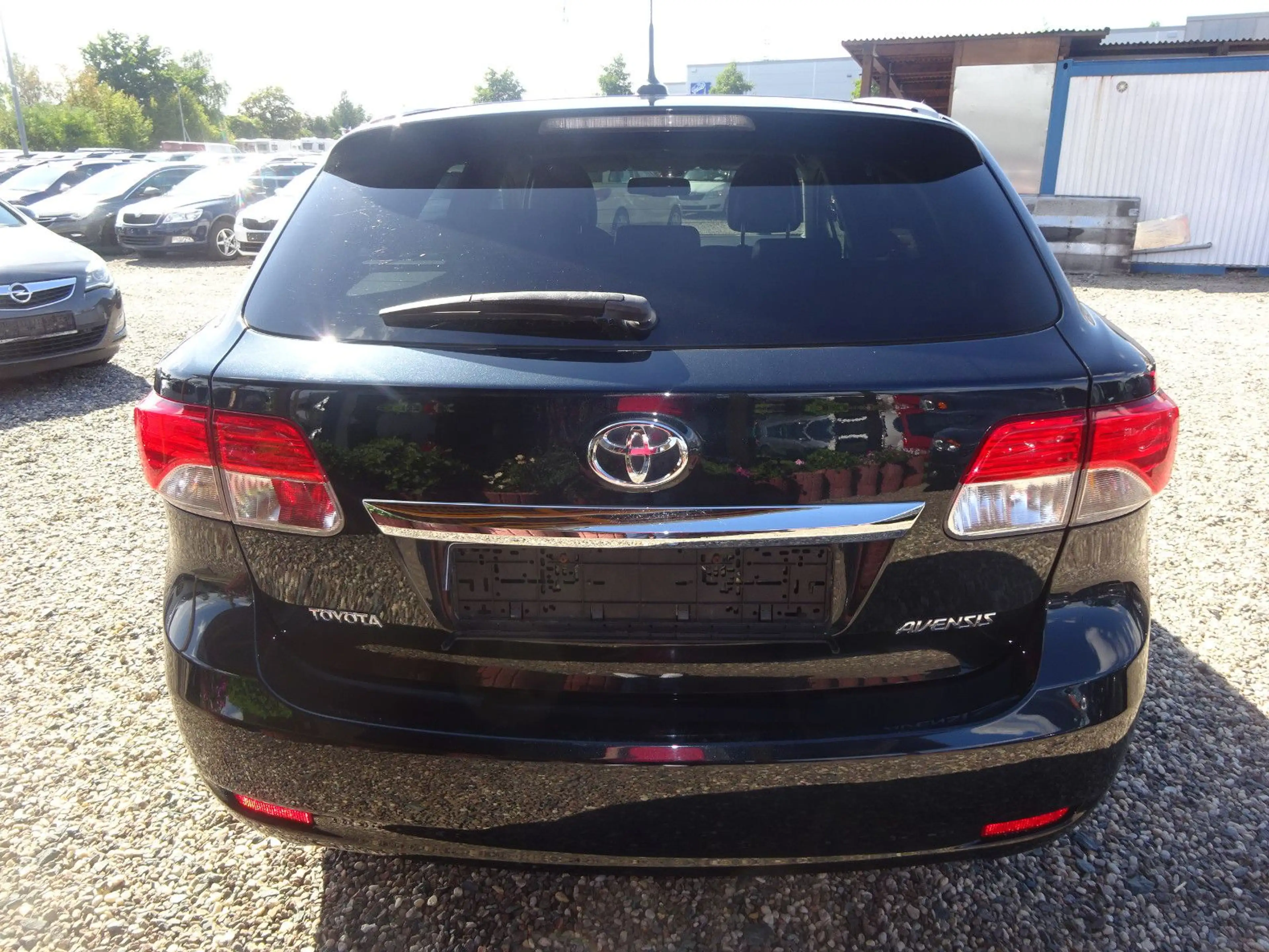 Toyota Avensis Kombi 2.0-l-D-4D Edition — photo 5