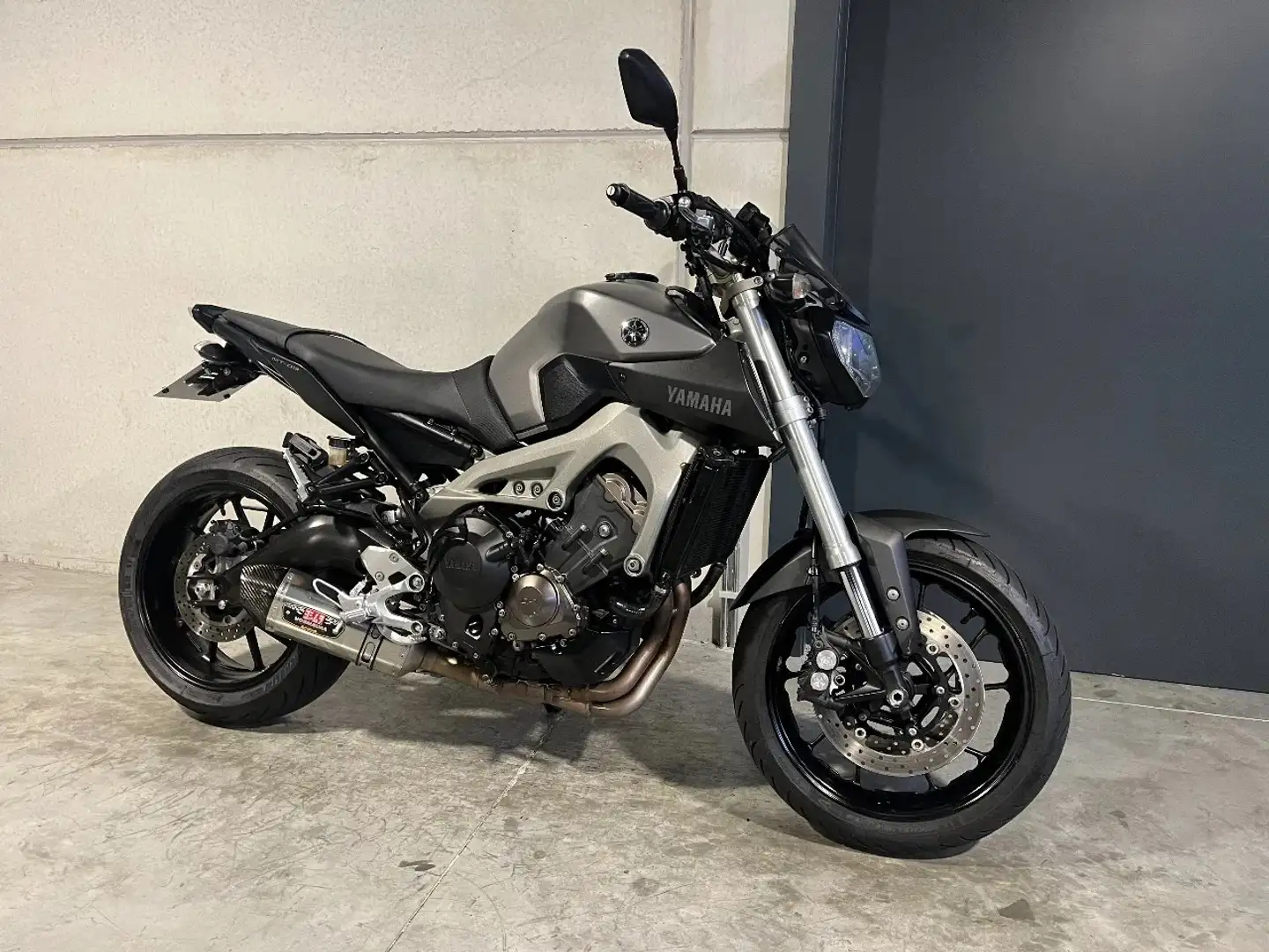 Yamaha MT-09 leuke naked met Yoshimura - 1