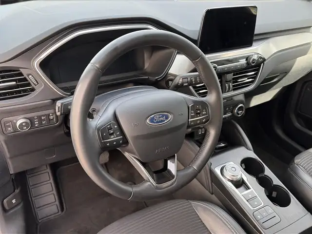 Ford Kuga view 18