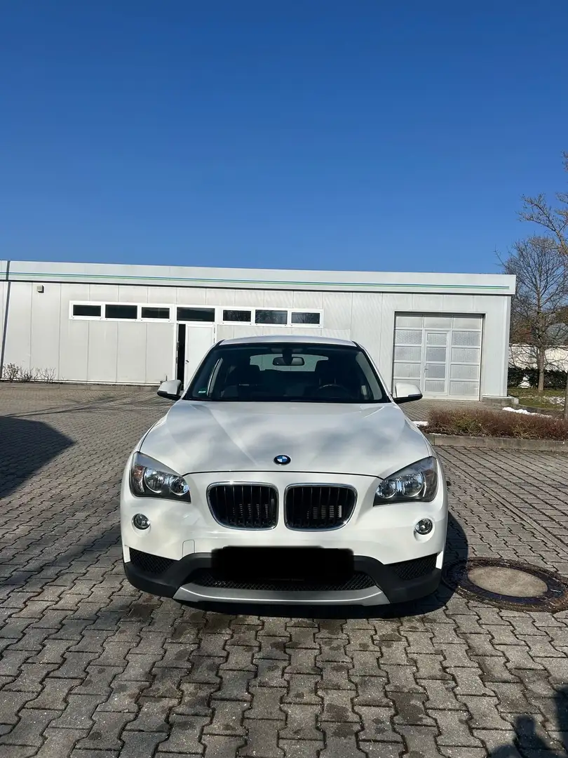 BMW X1 18 i sDrive Bianco - 1