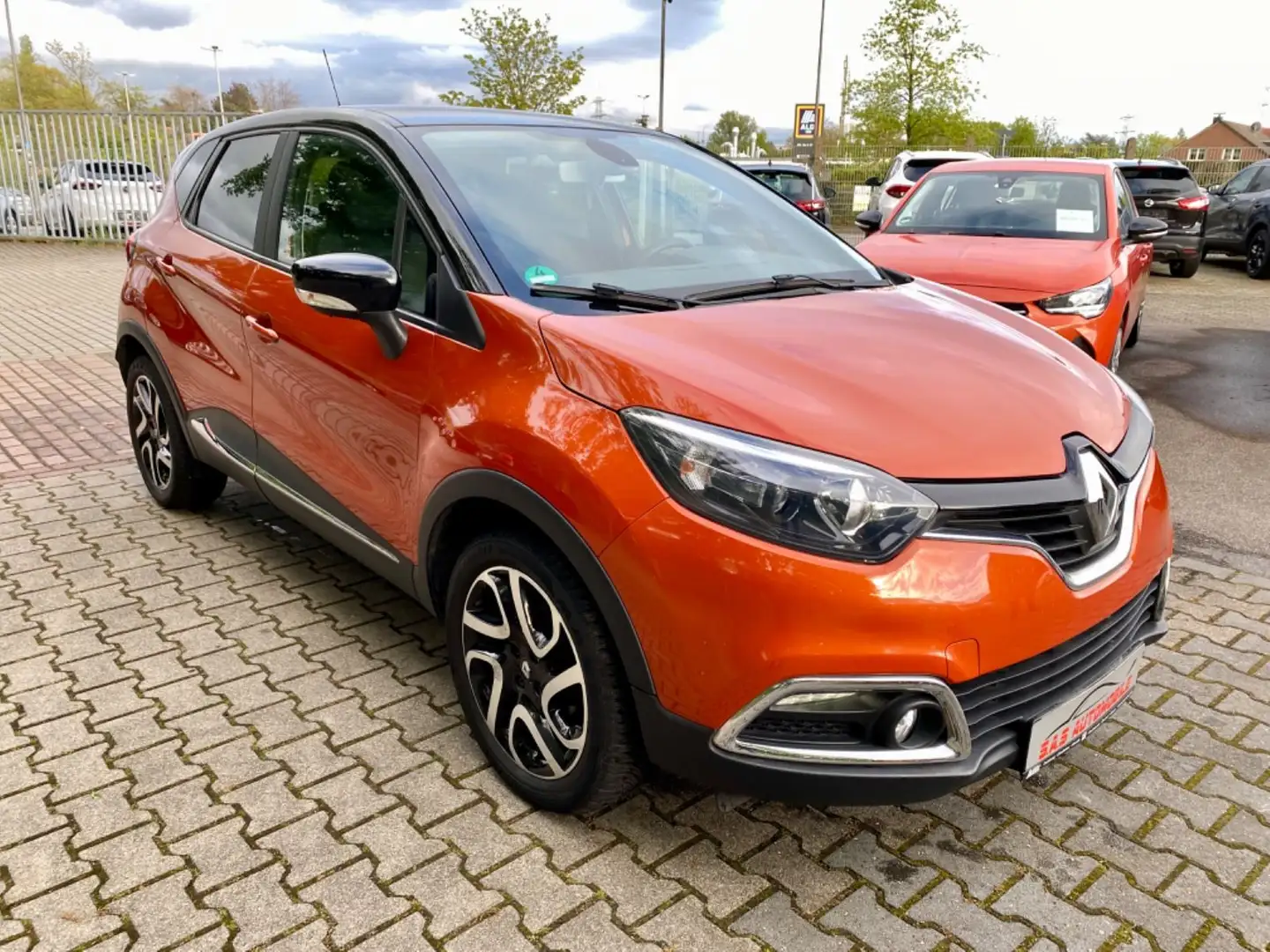 Renault Captur Dynamique/Top Zustand/ Scheckheftgepflegt Orange - 1