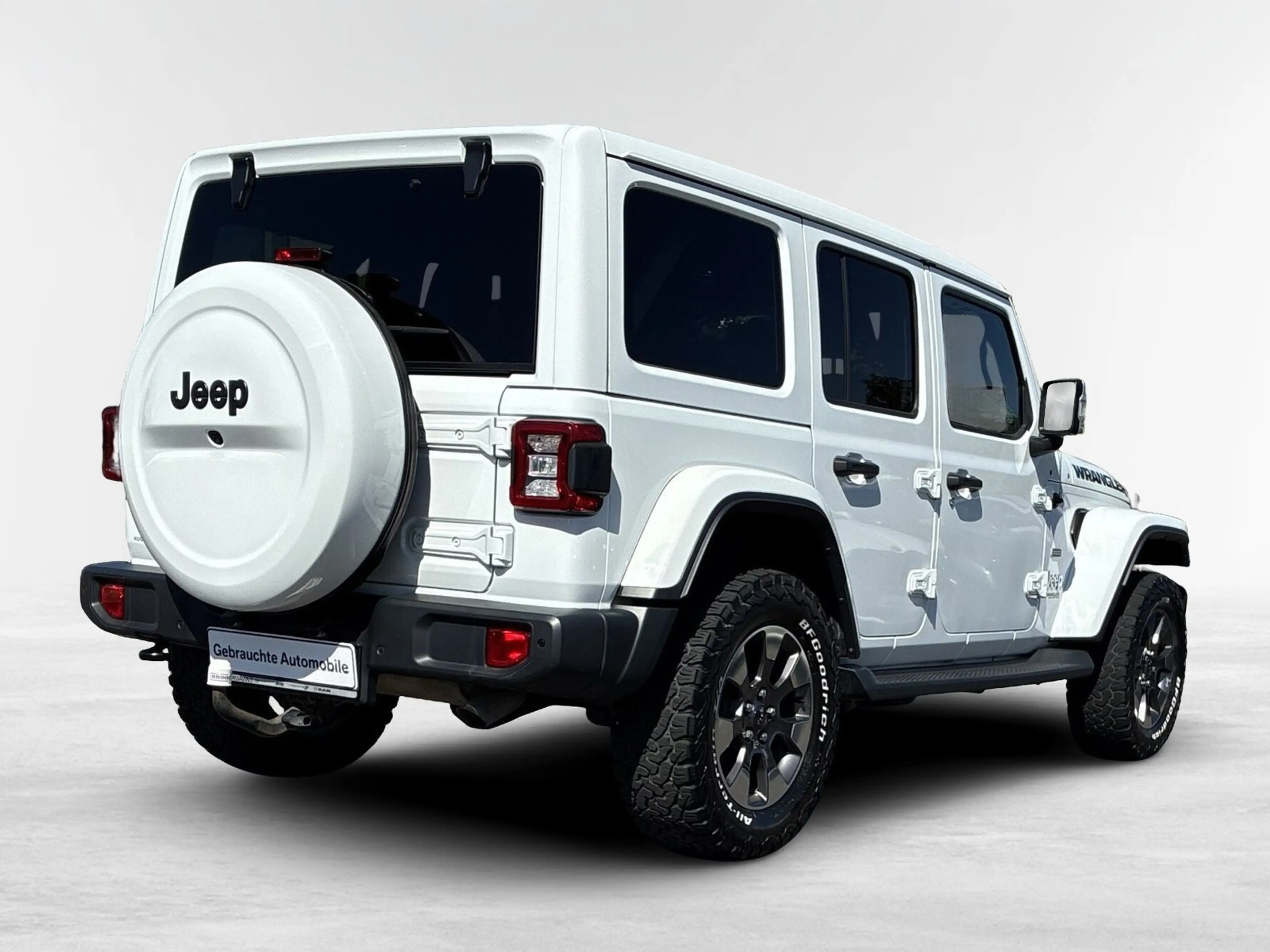 Jeep Wrangler Unlimited Overland *NAVI.AHK.RFK* — photo 5