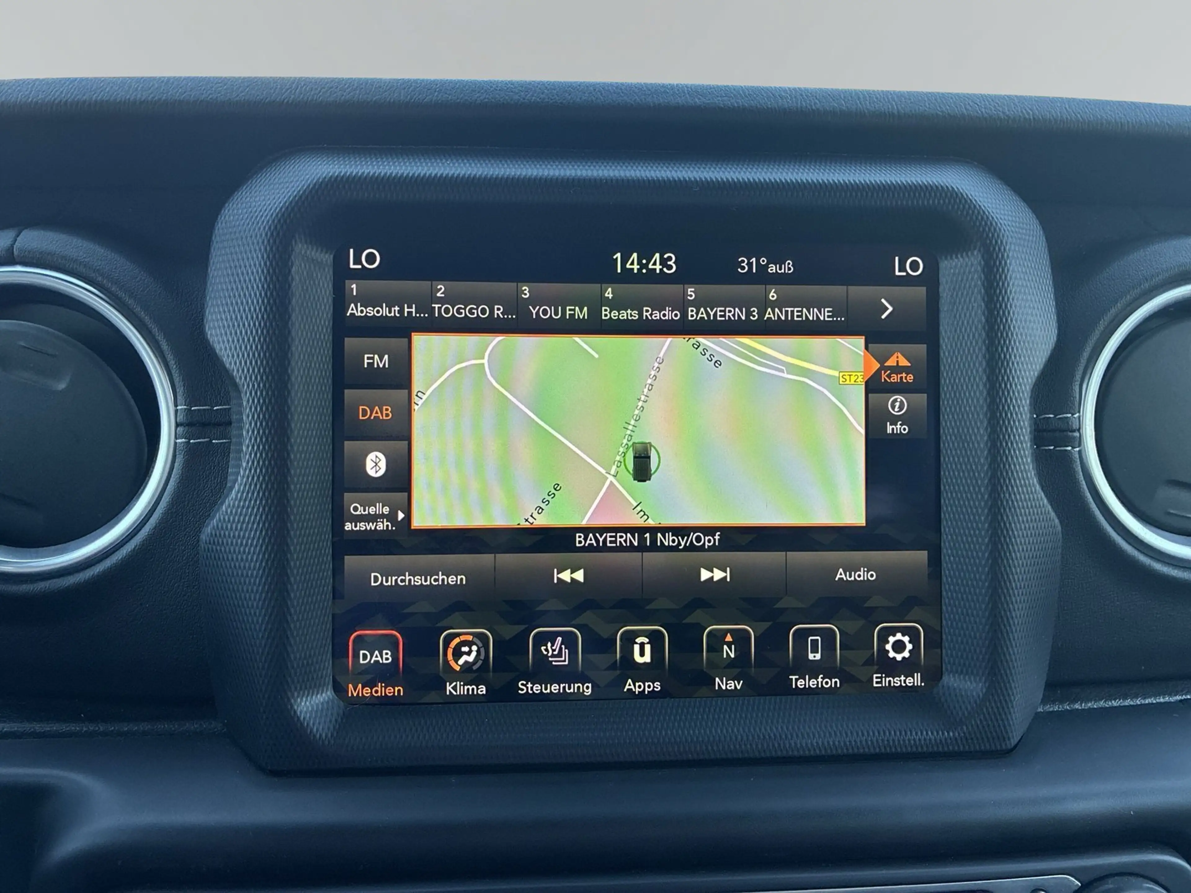 Jeep Wrangler Unlimited Overland *NAVI.AHK.RFK* — photo 13