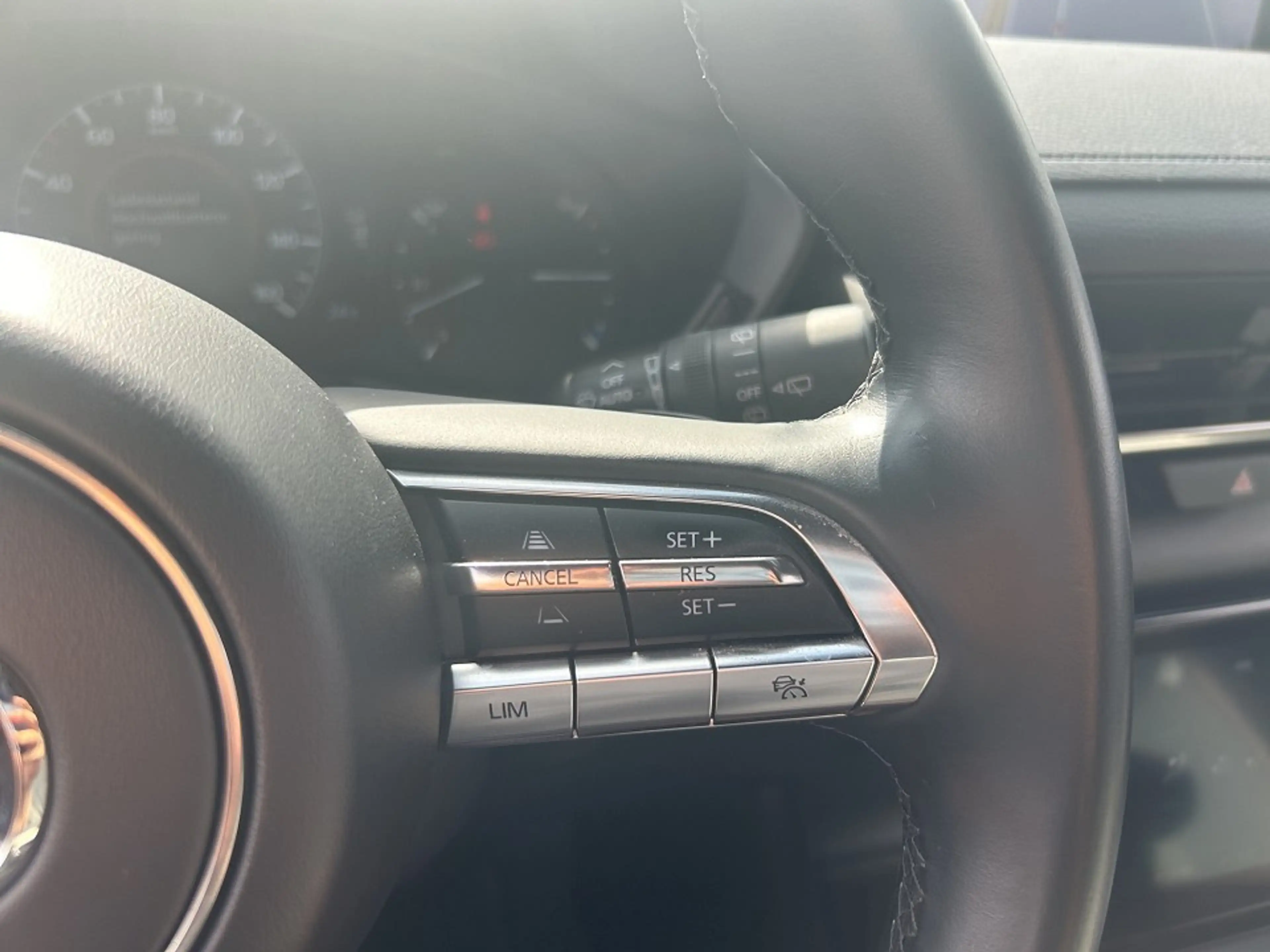 Mazda MX-30 Elektro Automatik First Edition — photo 14