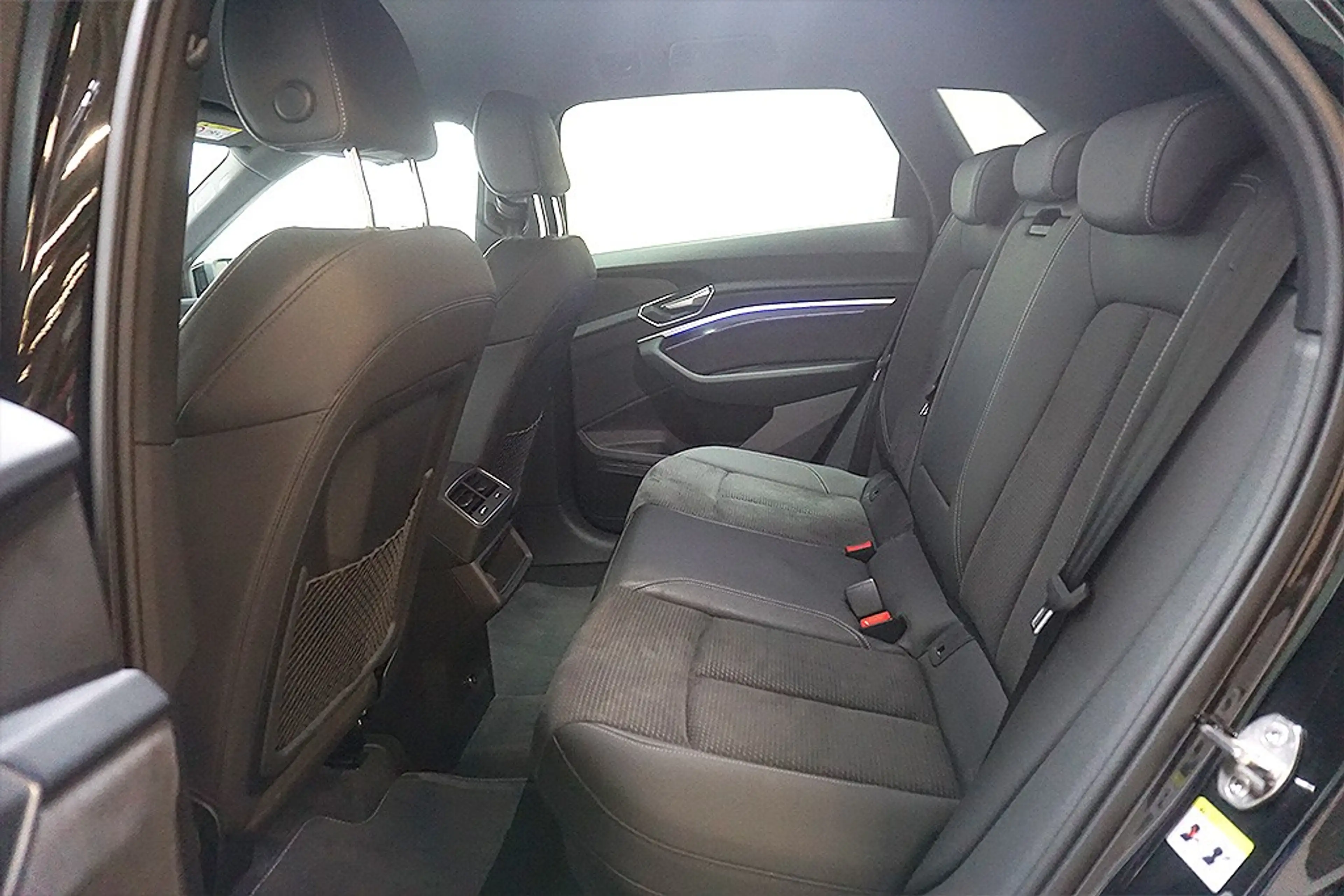 Audi e-tron 55 2xS-Line Quattro Virtual AHK Navi LED — photo 14