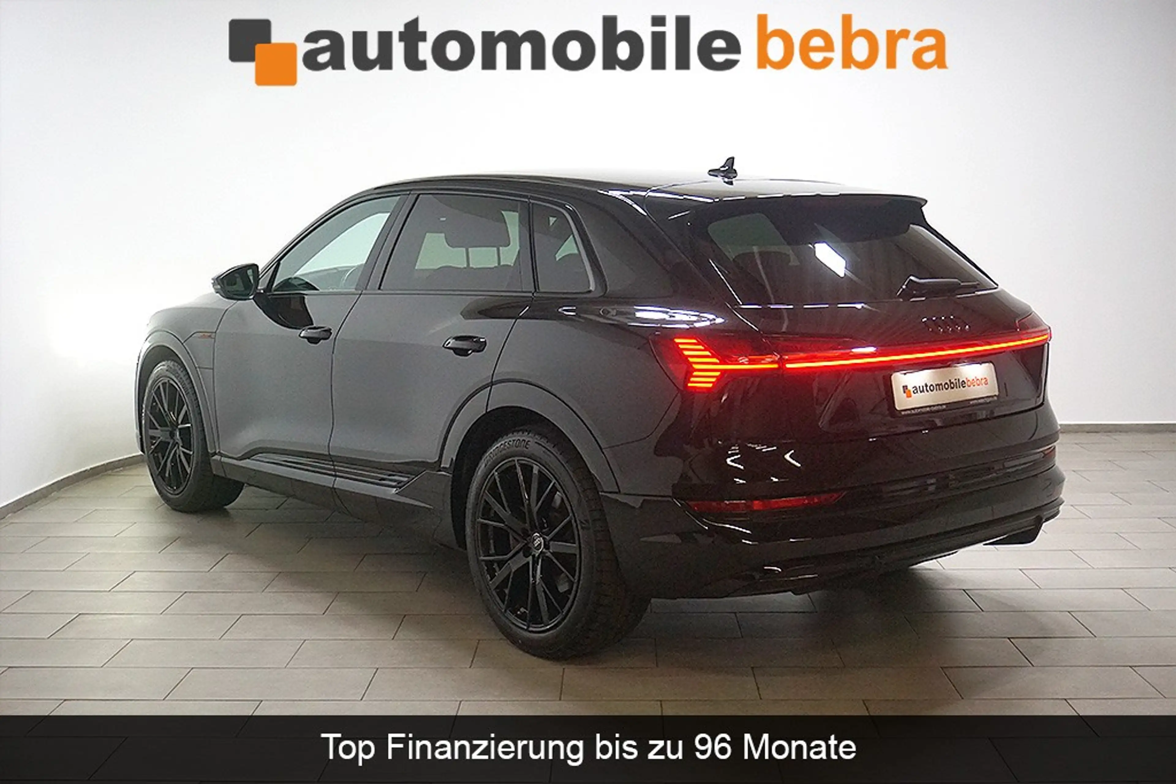 Audi e-tron 55 2xS-Line Quattro Virtual AHK Navi LED — photo 7