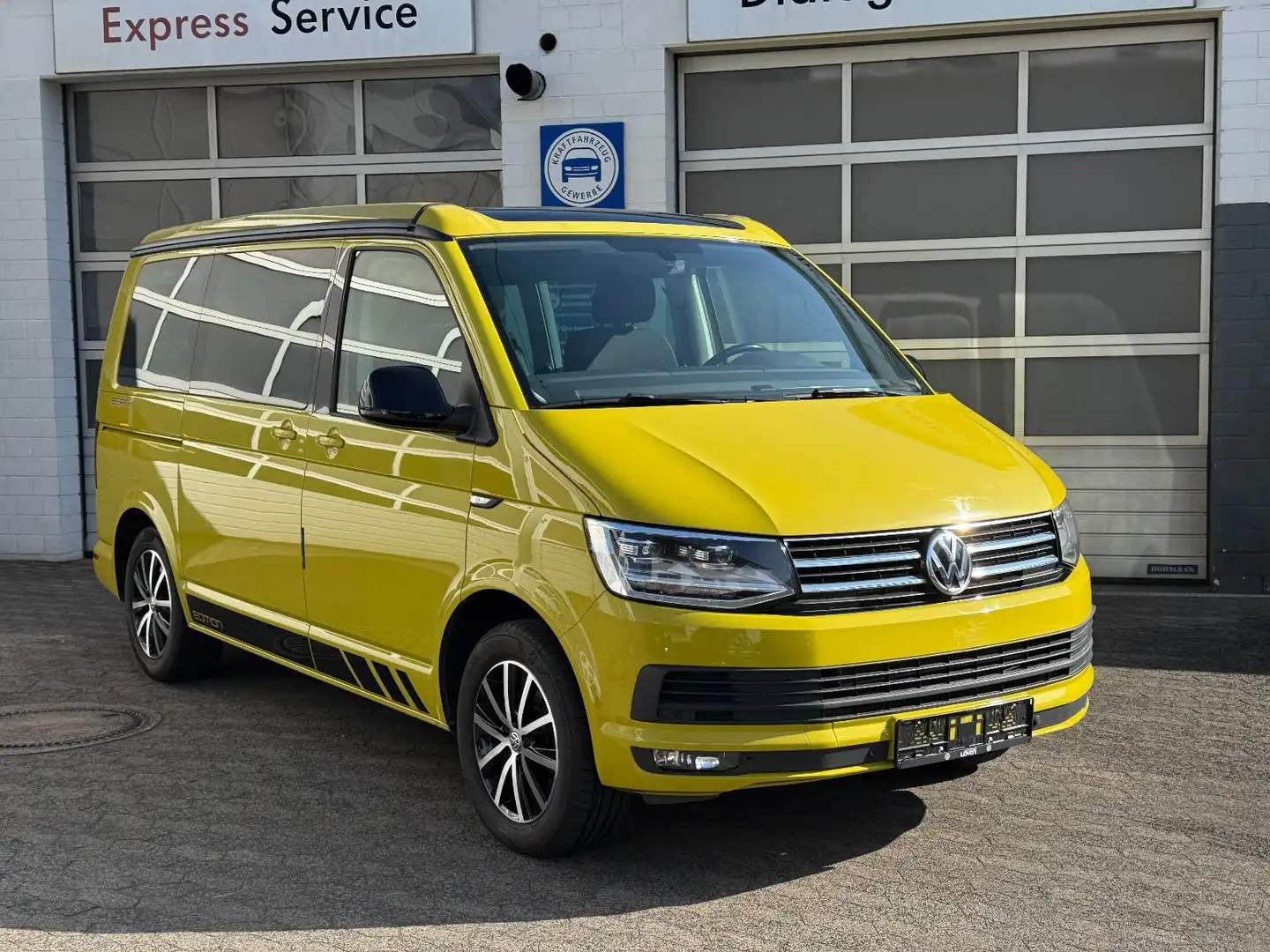 Volkswagen T6 California Beach Edition 2.0 TDI DSG|AHK|Navi Żółty - 2
