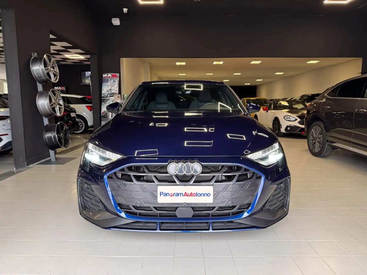 Audi A3 SPB 35 TFSI S tronic S line edition Blu/Azzurro - 2