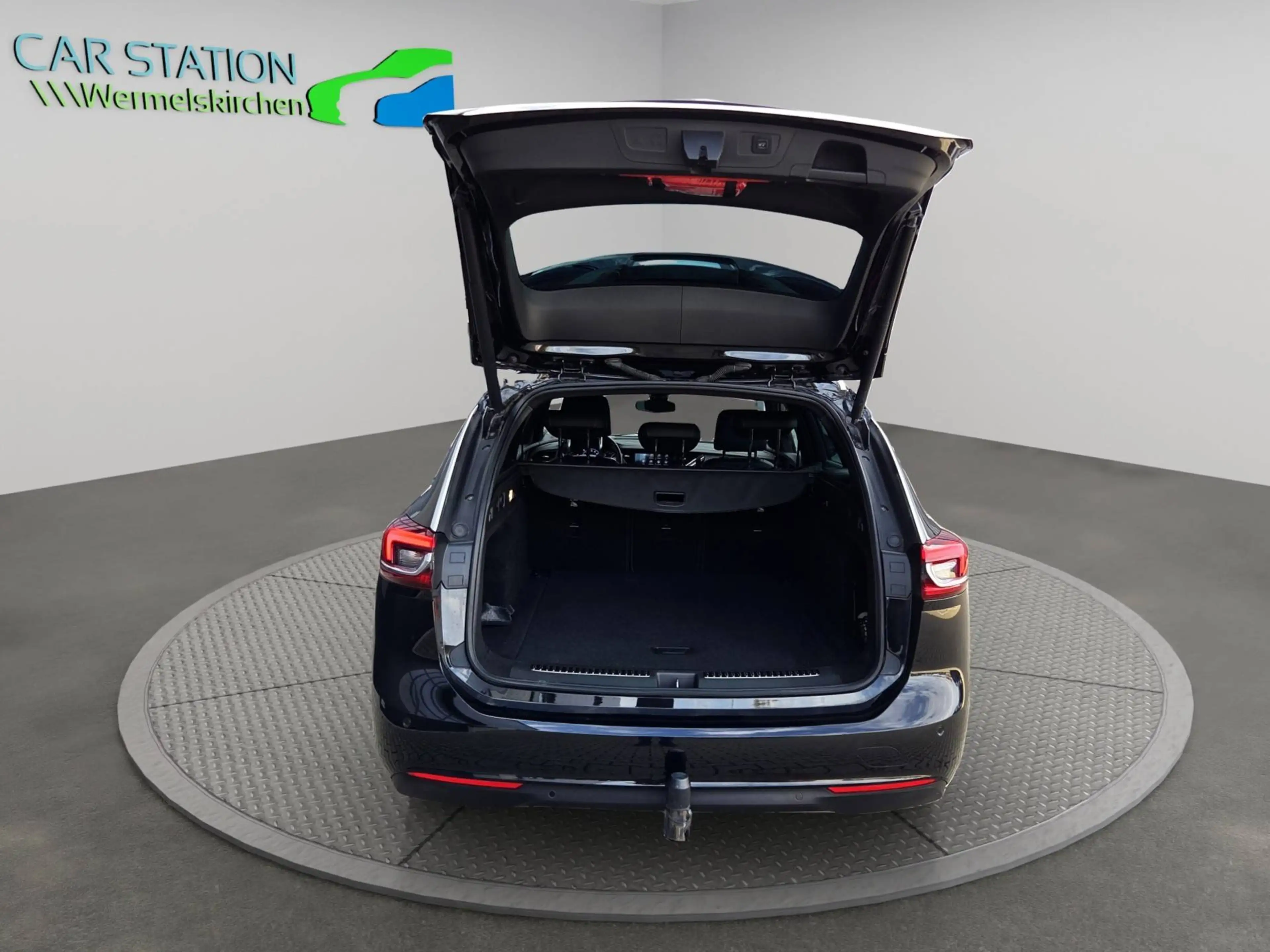 Opel Insignia Business Innovation — photo 9