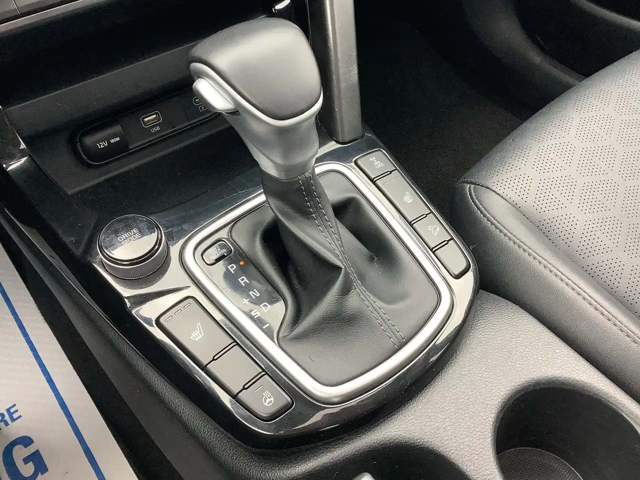 Kia Seltos снимка Kia Seltos